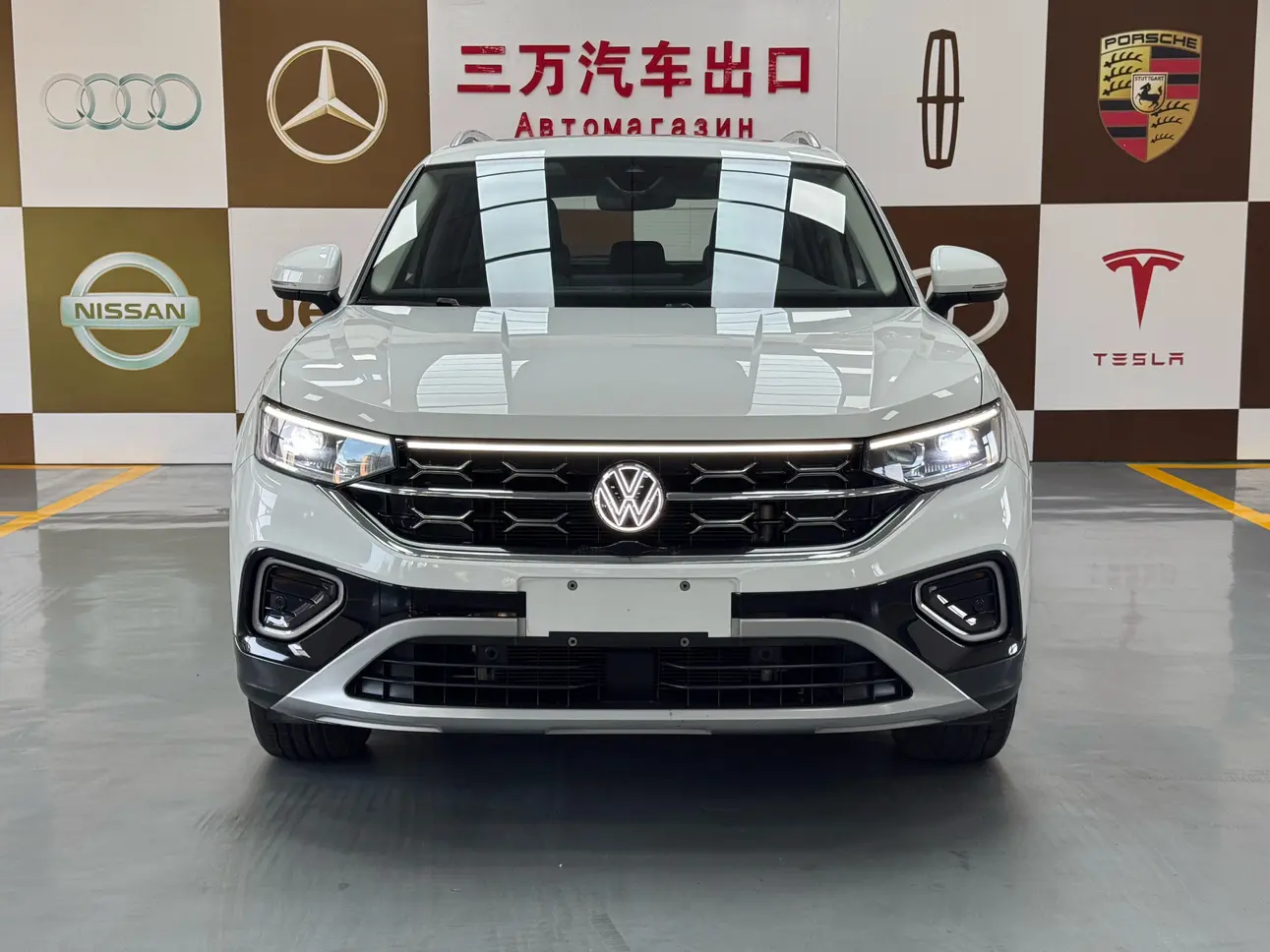 Volkswagen Tayron  из Китая