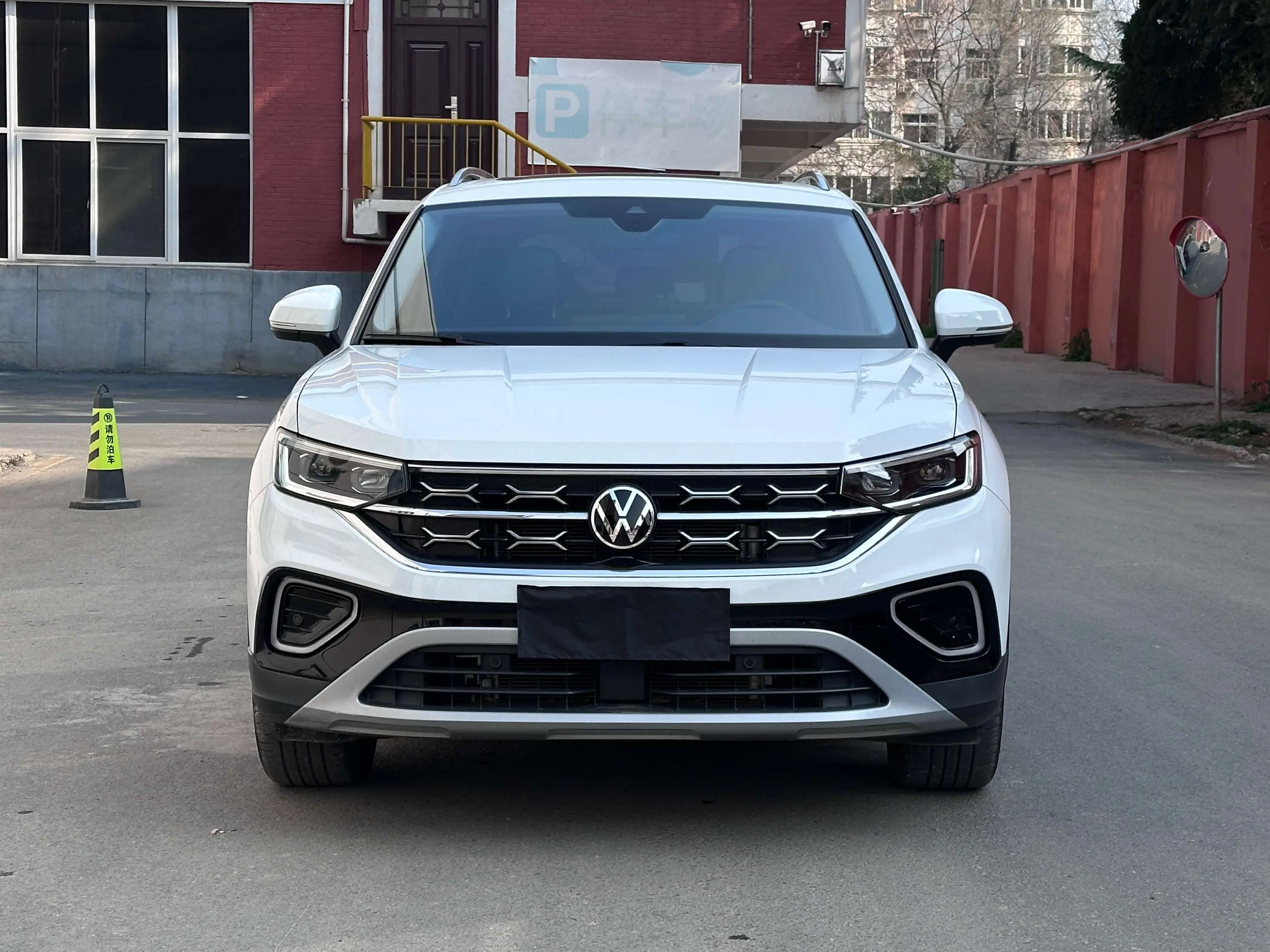Volkswagen Tayron  из Китая