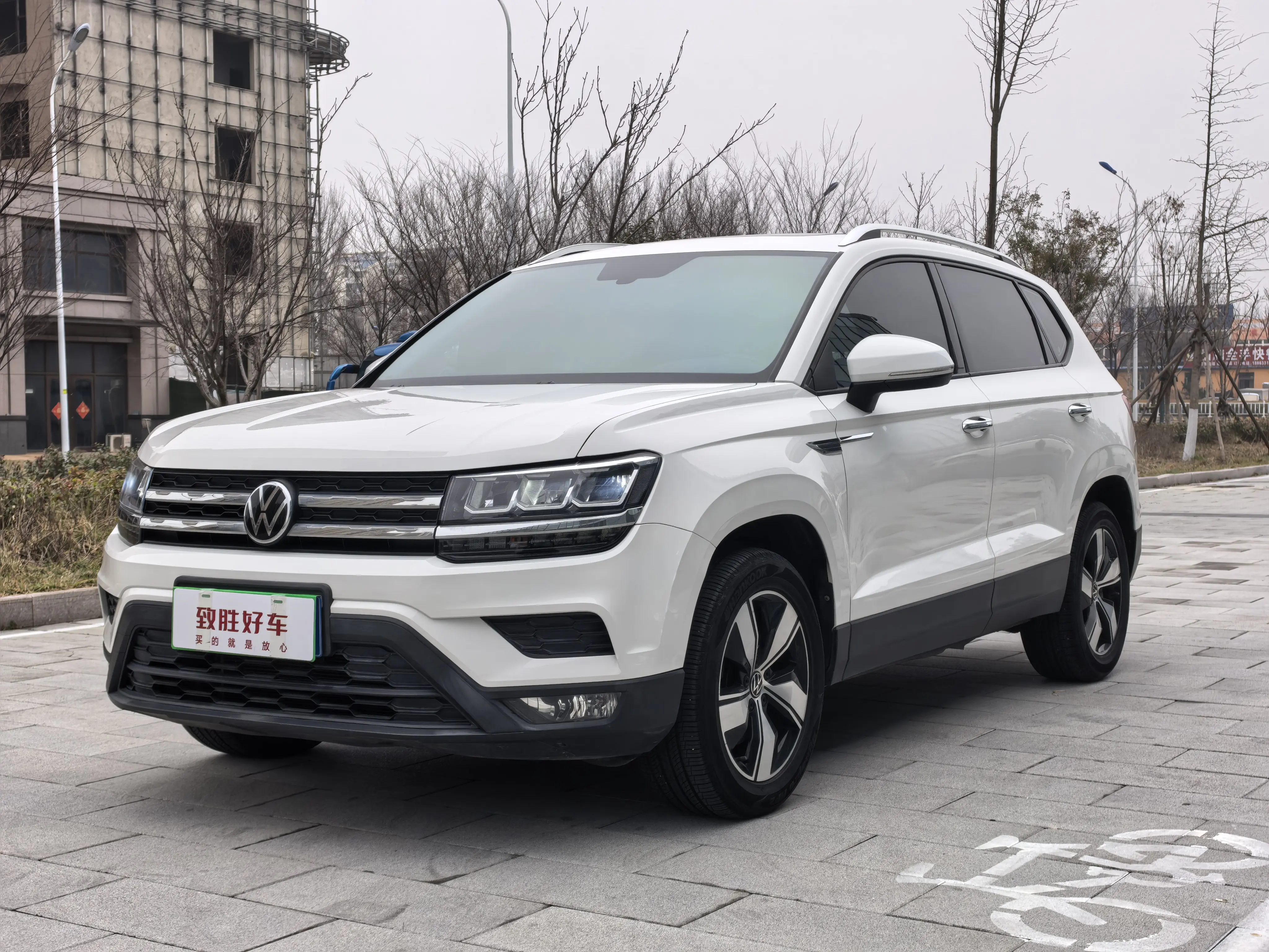 Volkswagen Tharu  из Китая