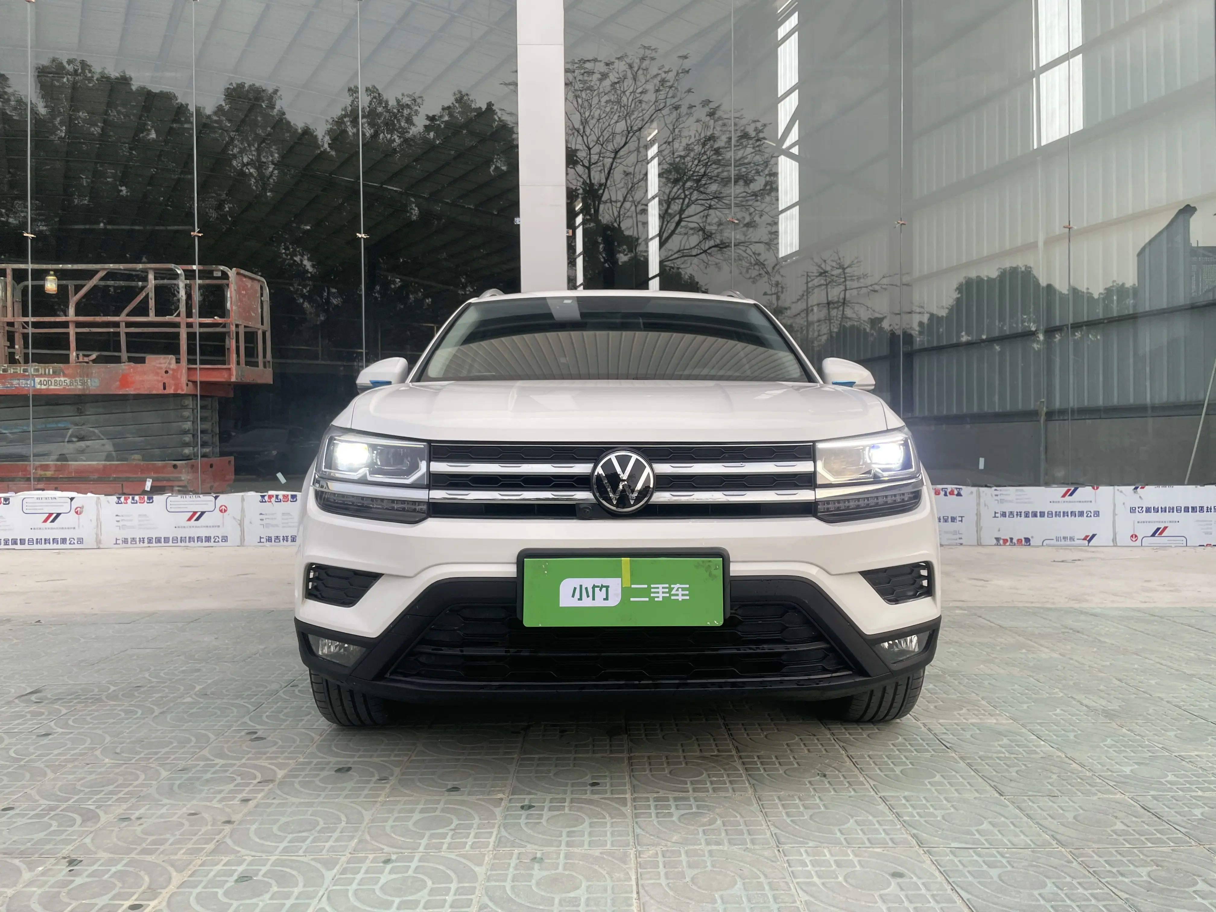 Volkswagen Tharu  из Китая