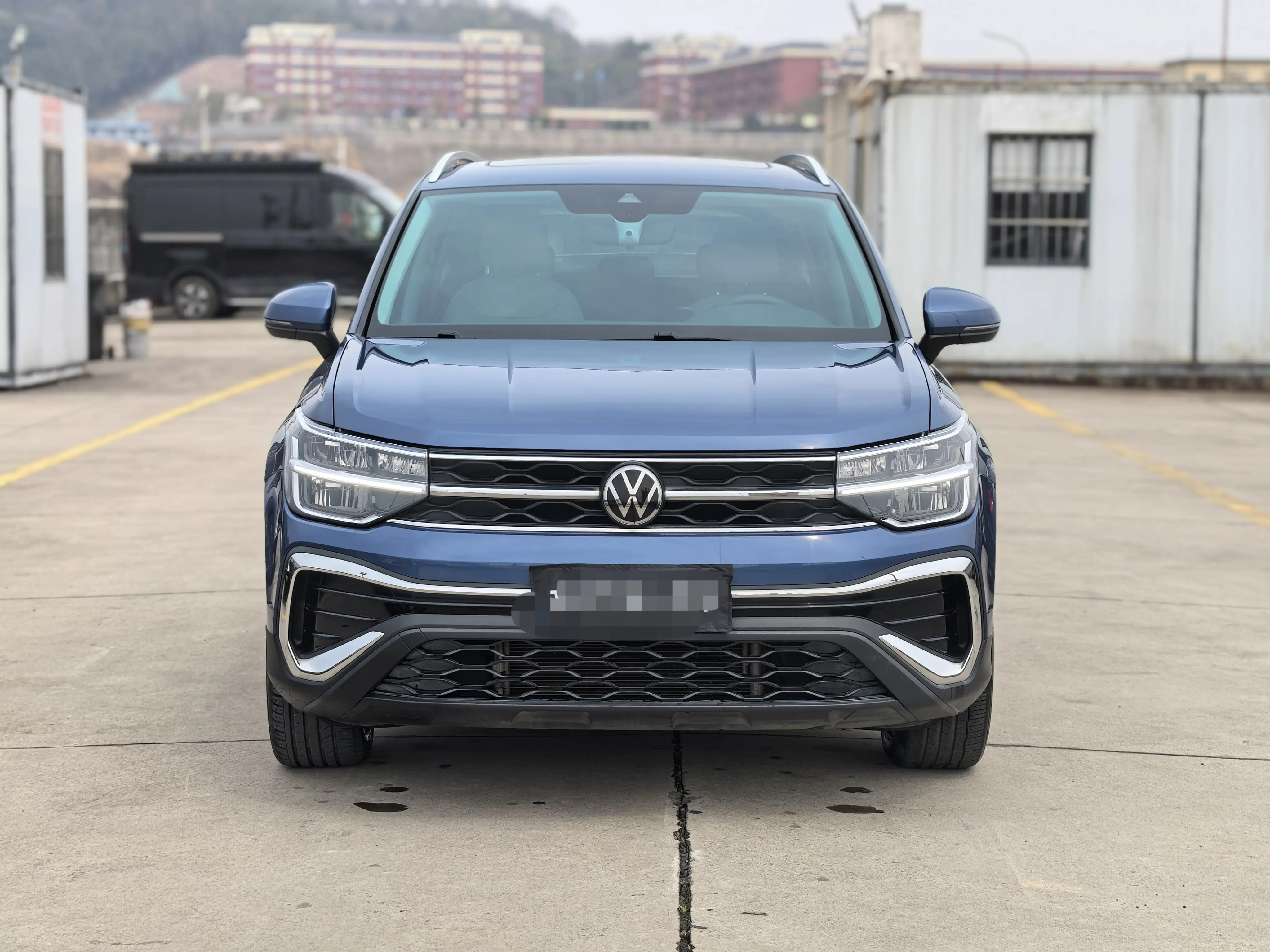 Volkswagen Tharu  из Китая