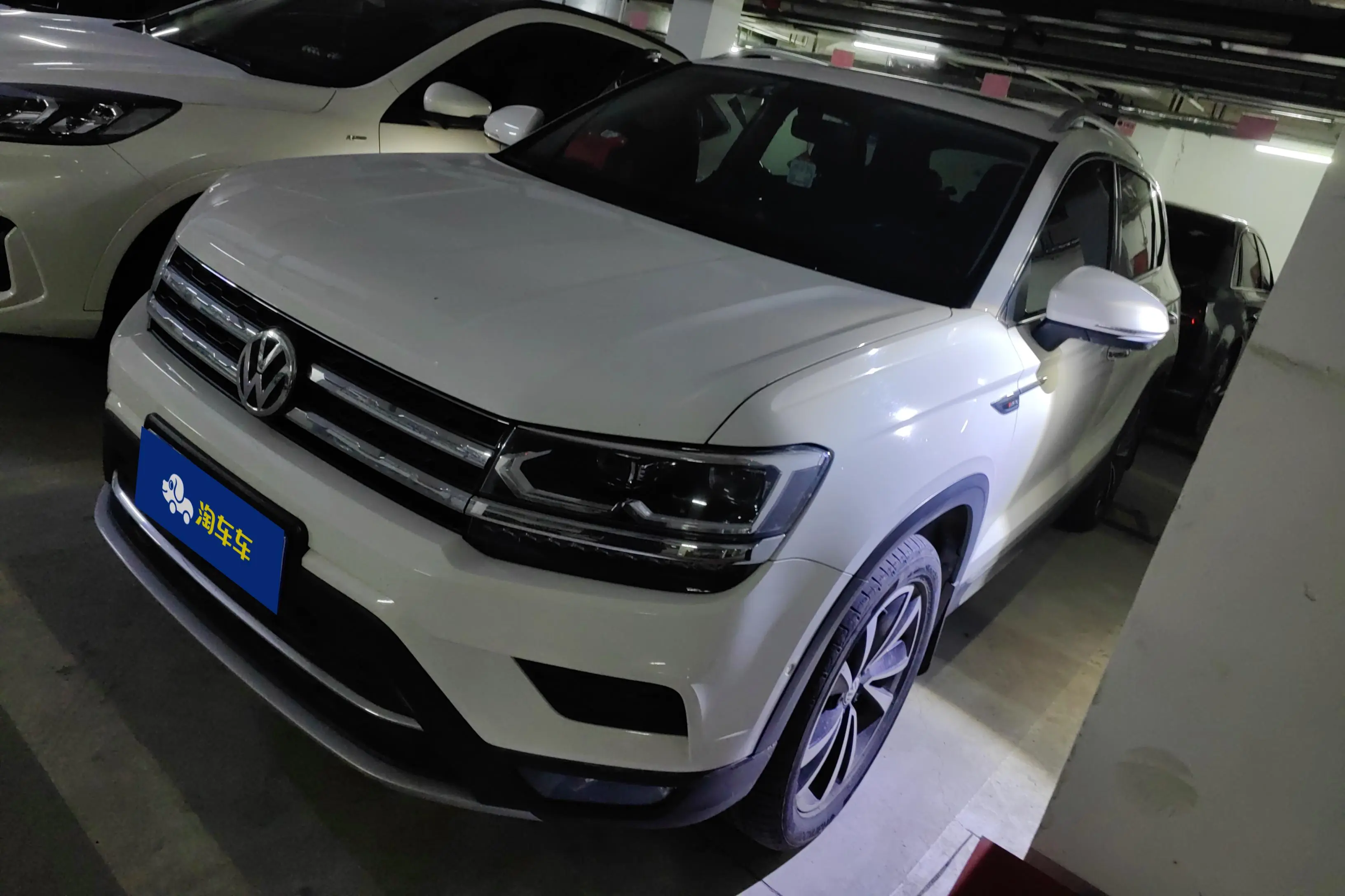 Volkswagen Tharu  из Китая