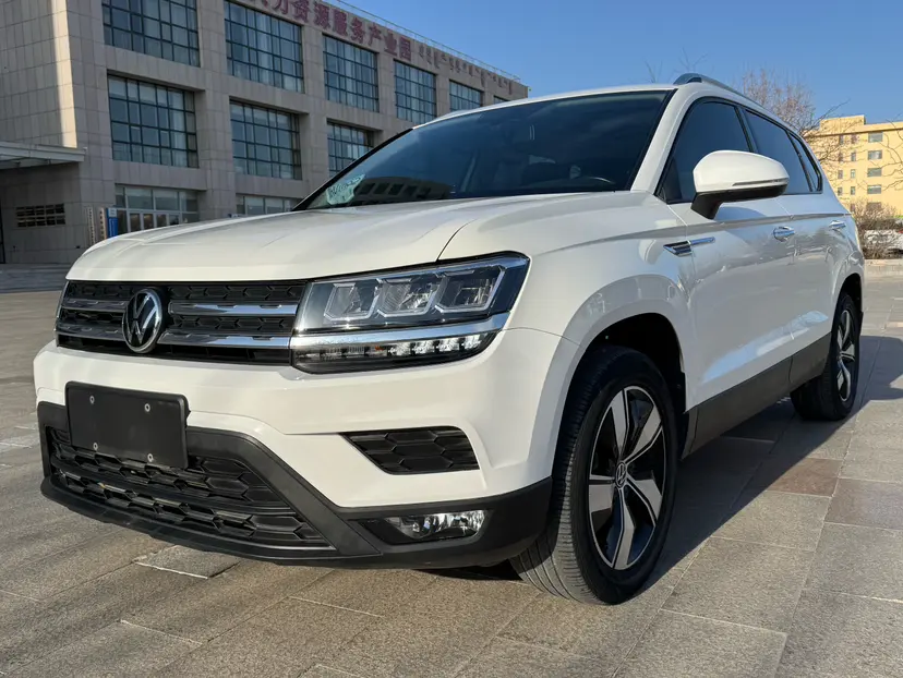 Volkswagen Tharu  из Китая