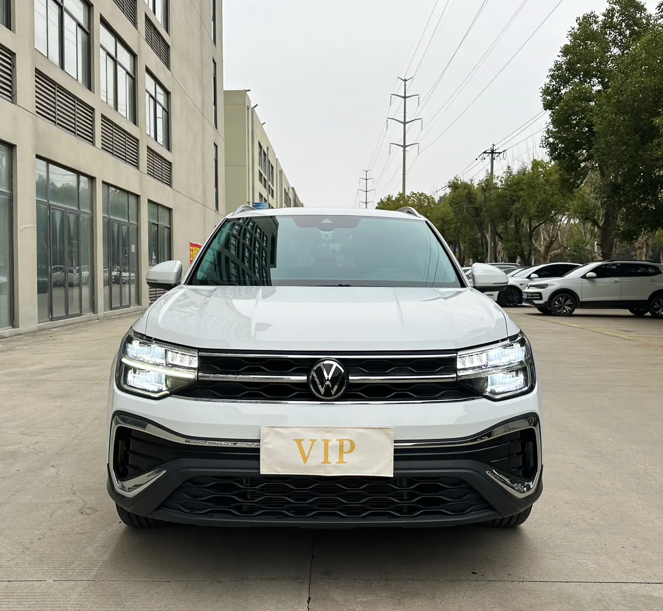 Volkswagen Tharu  из Китая