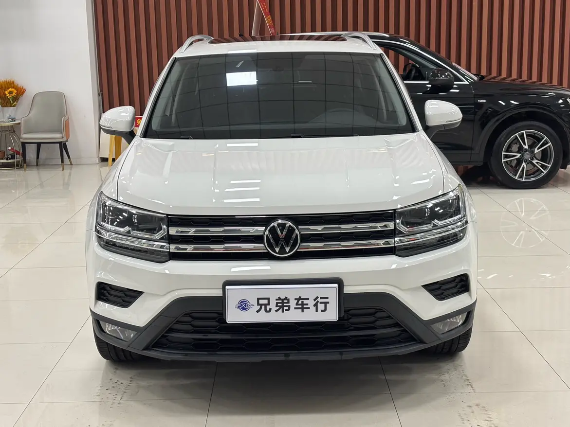 Volkswagen Tharu  из Китая