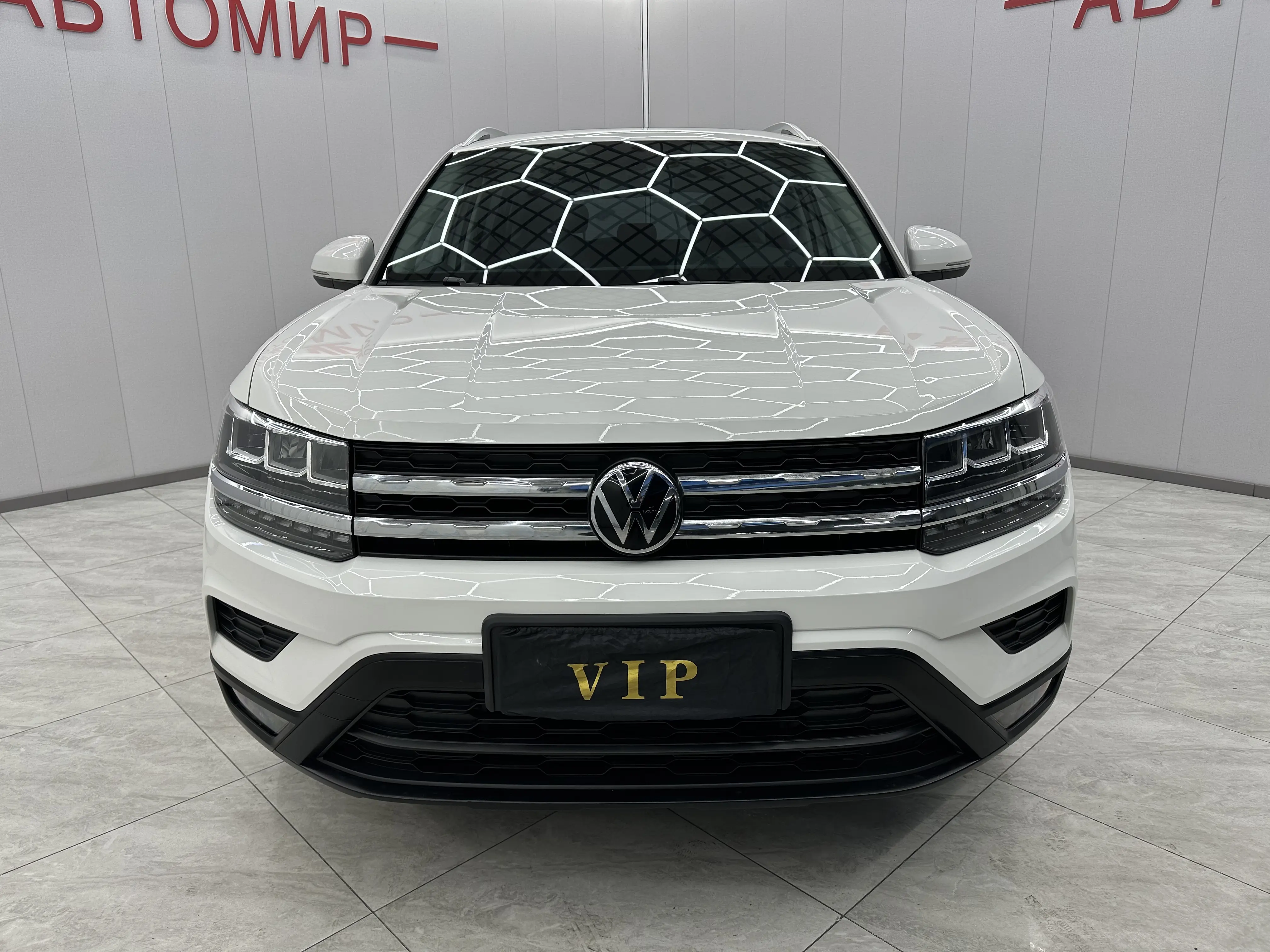 Volkswagen Tharu  из Китая