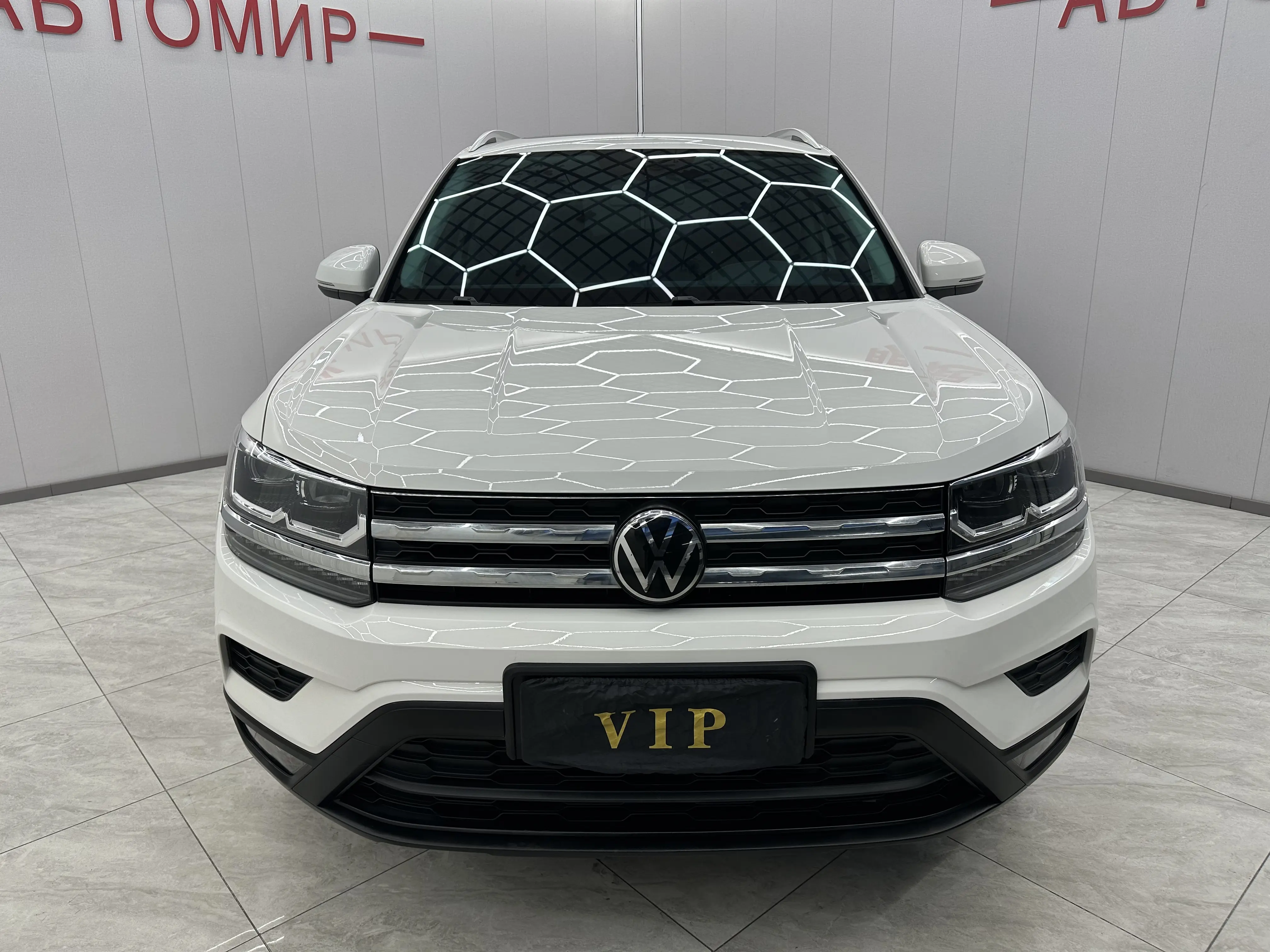 Volkswagen Tharu  из Китая