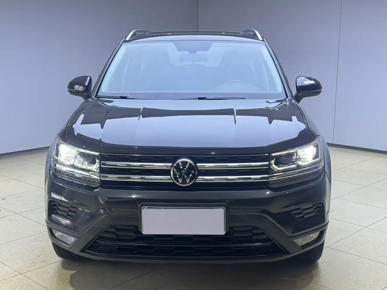 Volkswagen Tharu  из Китая