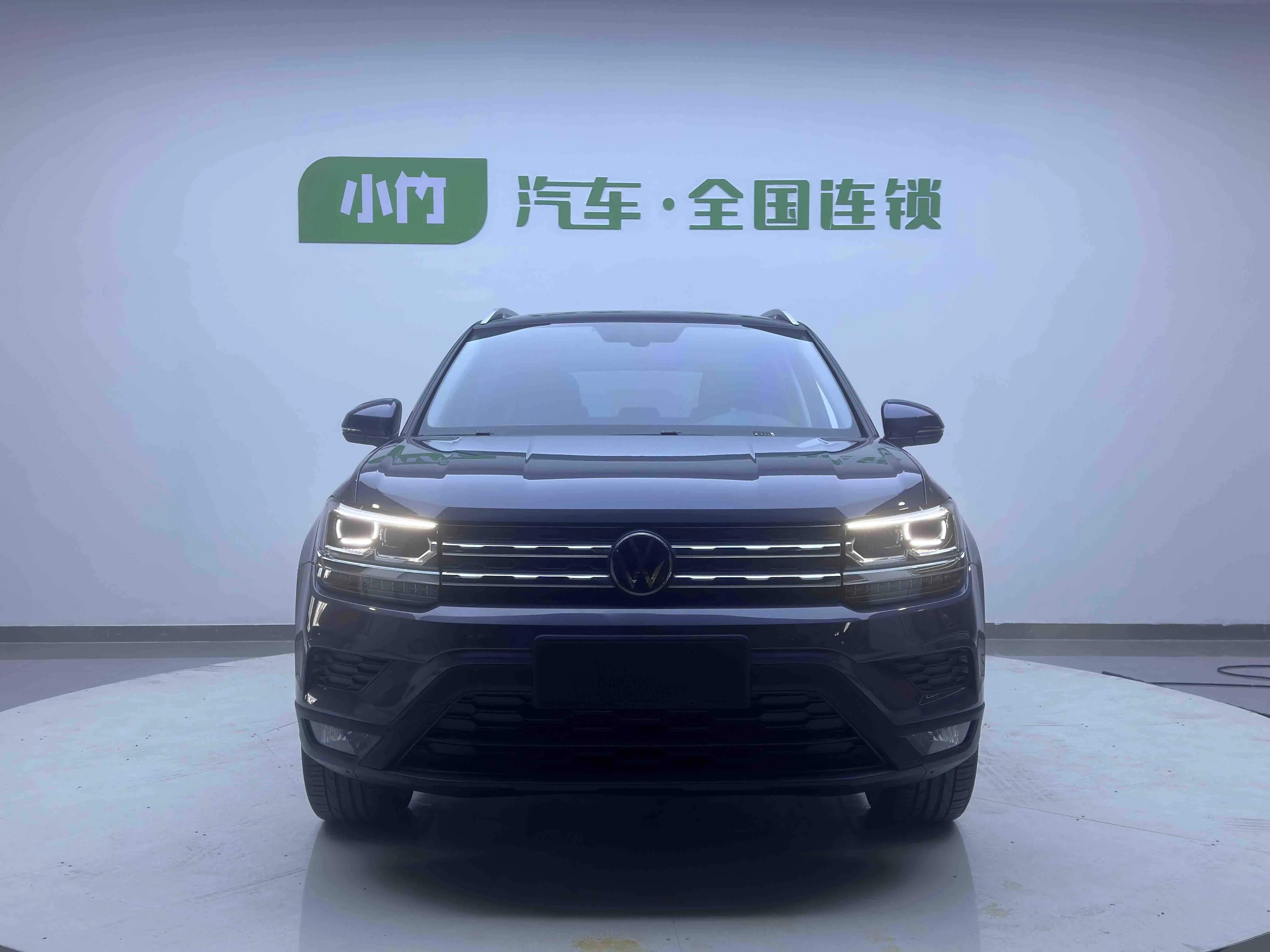 Volkswagen Tharu  из Китая