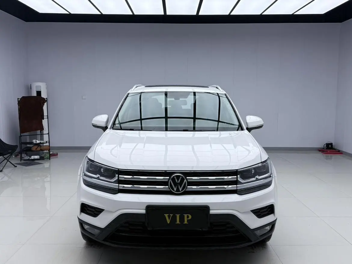 Volkswagen Tharu  из Китая