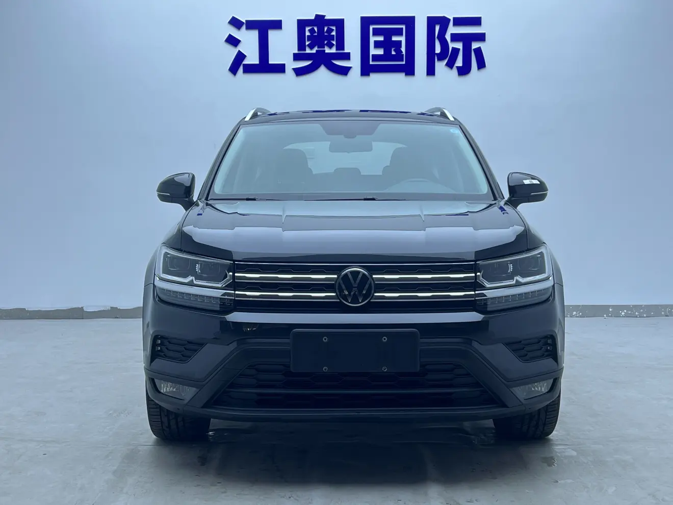 Volkswagen Tharu  из Китая