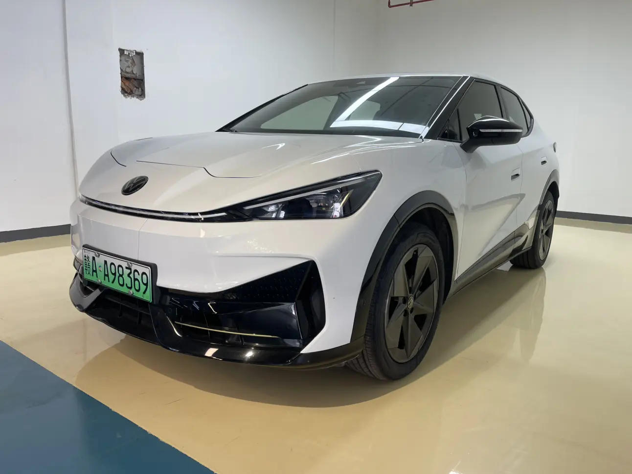 Volkswagen With the crowd06  из Китая