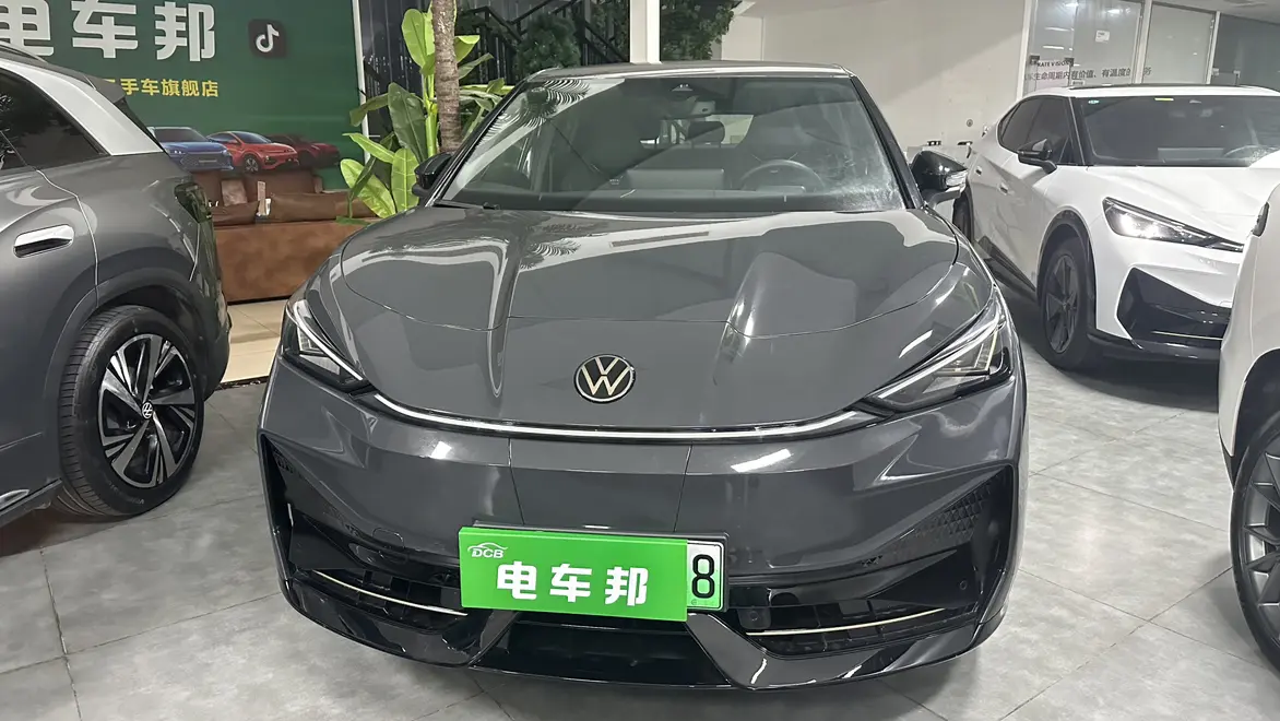 Volkswagen With the crowd06  из Китая