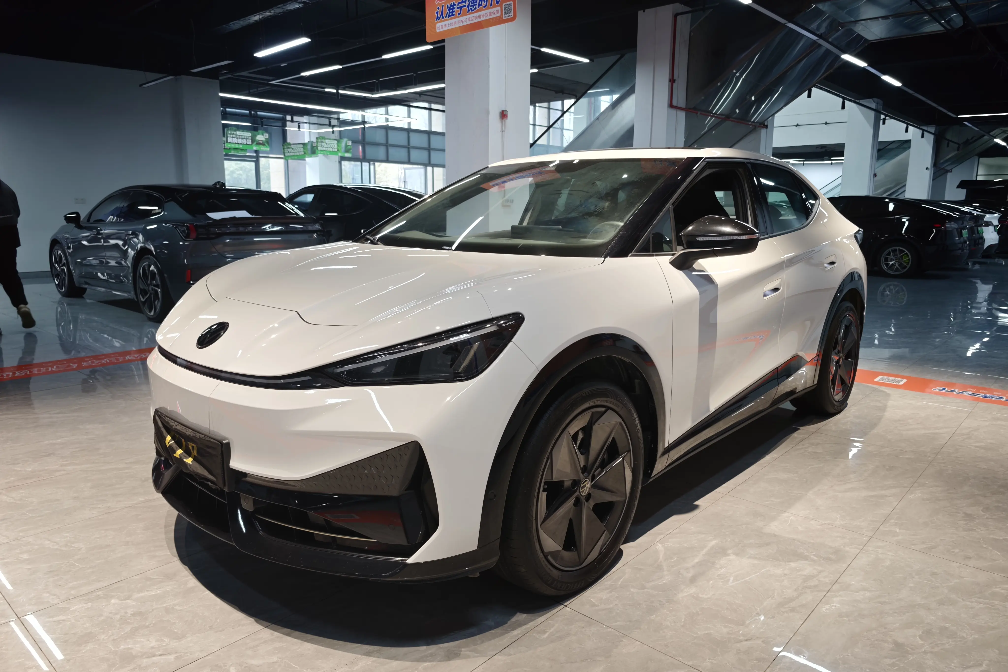 Volkswagen With the crowd06  из Китая