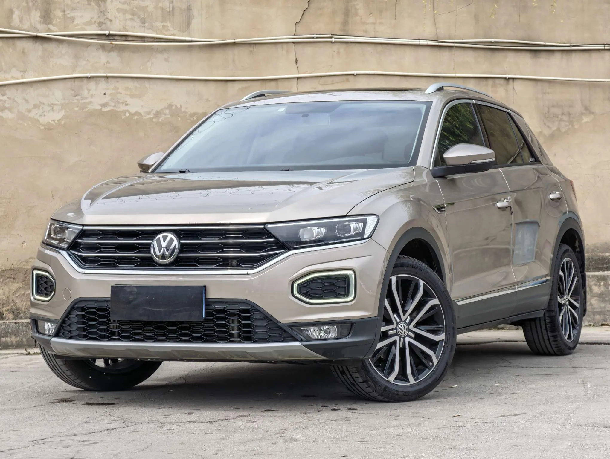 Volkswagen T-Roc  из Китая