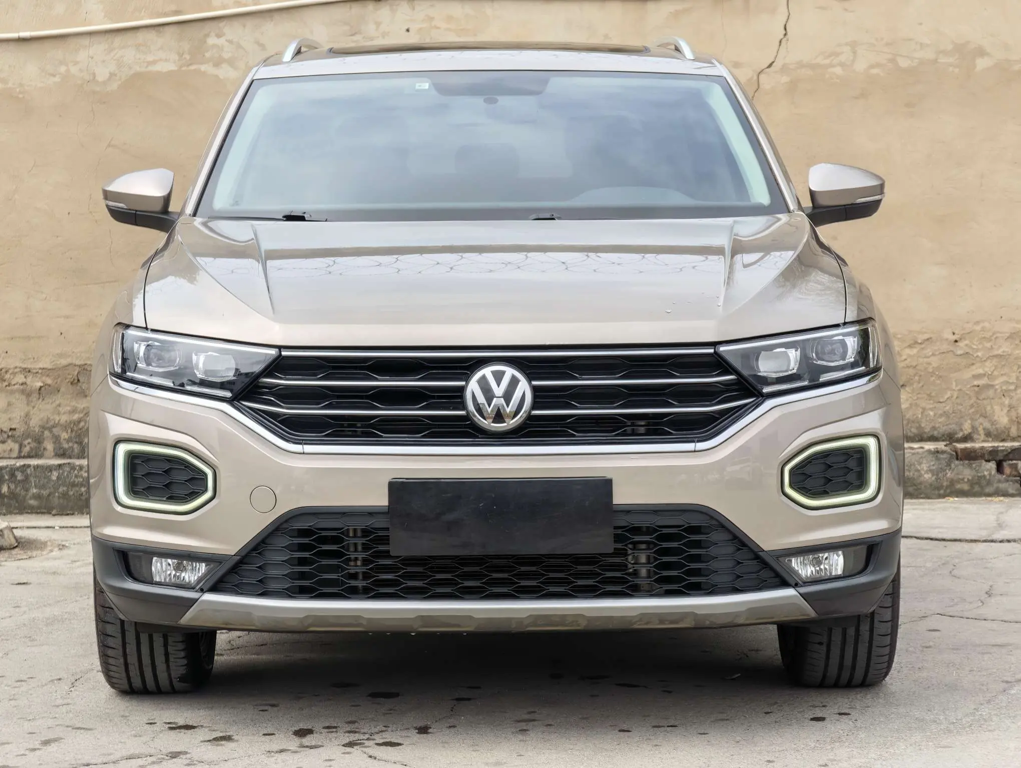 Volkswagen T-Roc  из Китая