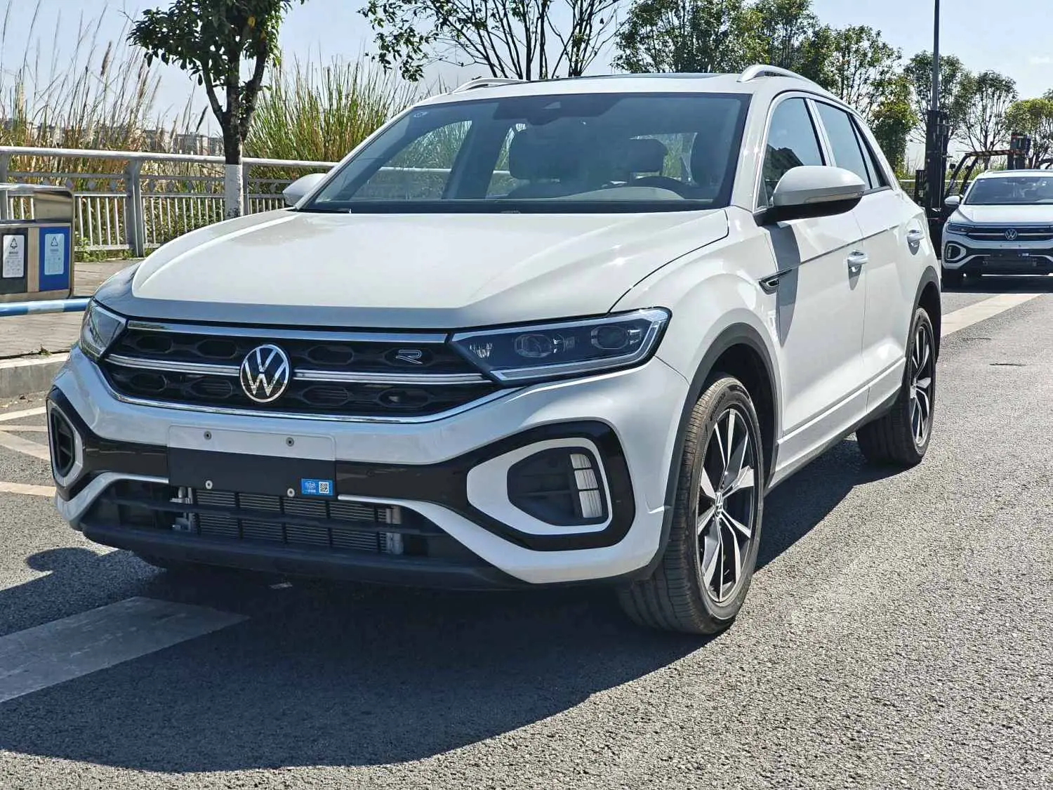 Volkswagen T-Roc  из Китая
