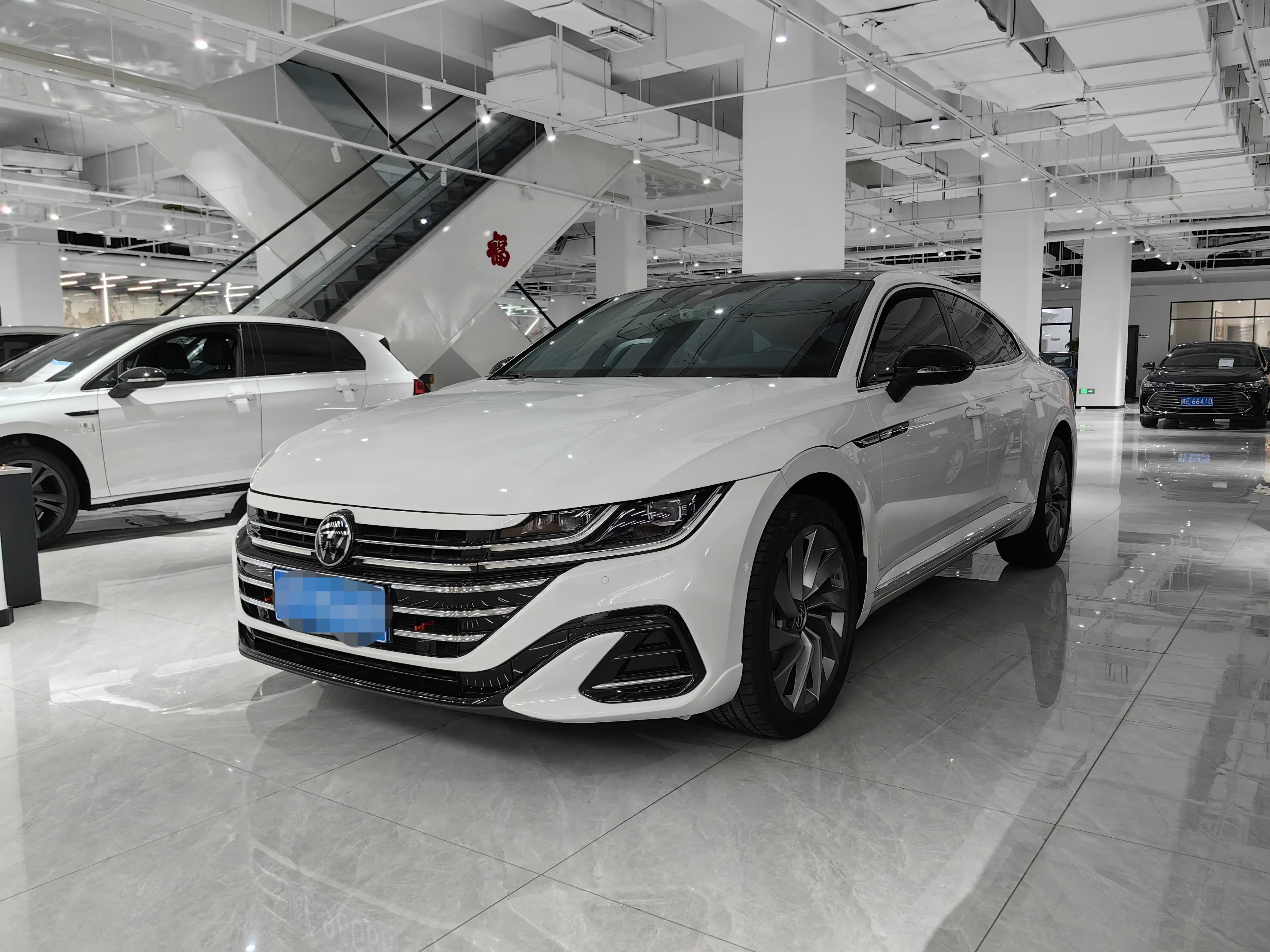 Volkswagen Arteon (CC)  из Китая