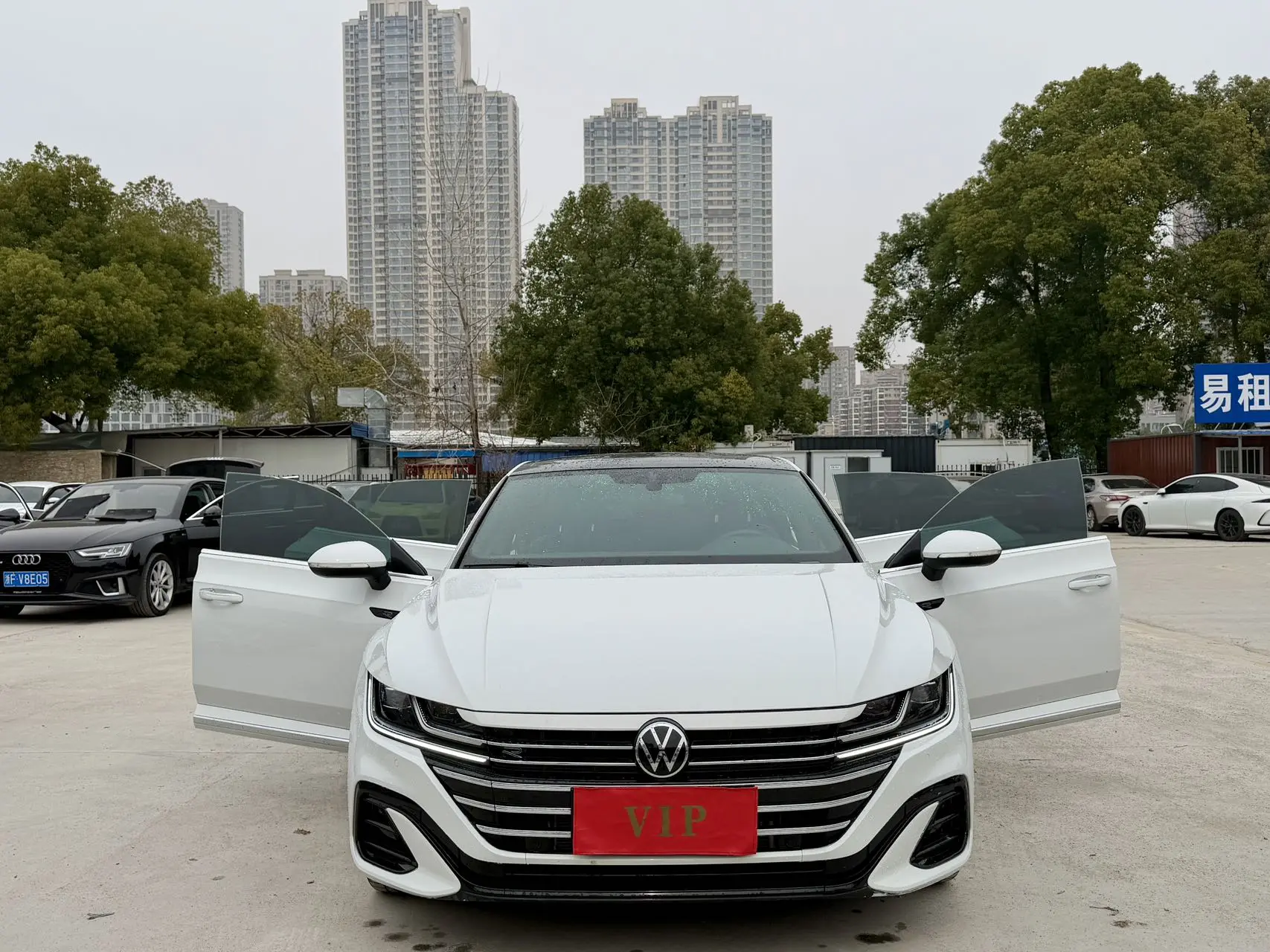 Volkswagen Arteon (CC)  из Китая