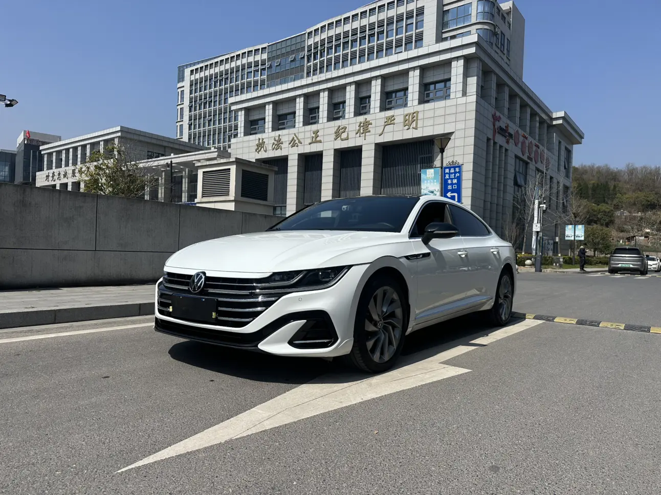 Volkswagen Arteon (CC)  из Китая