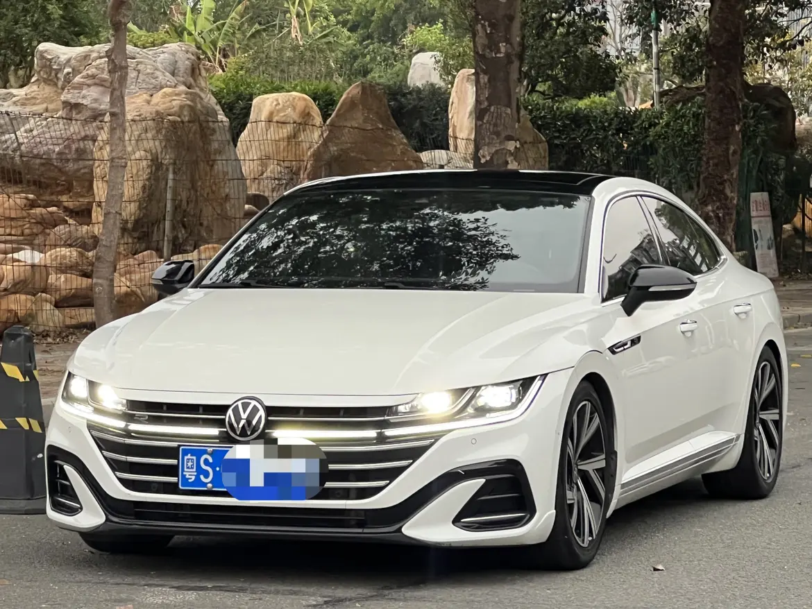 Volkswagen Arteon (CC)  из Китая
