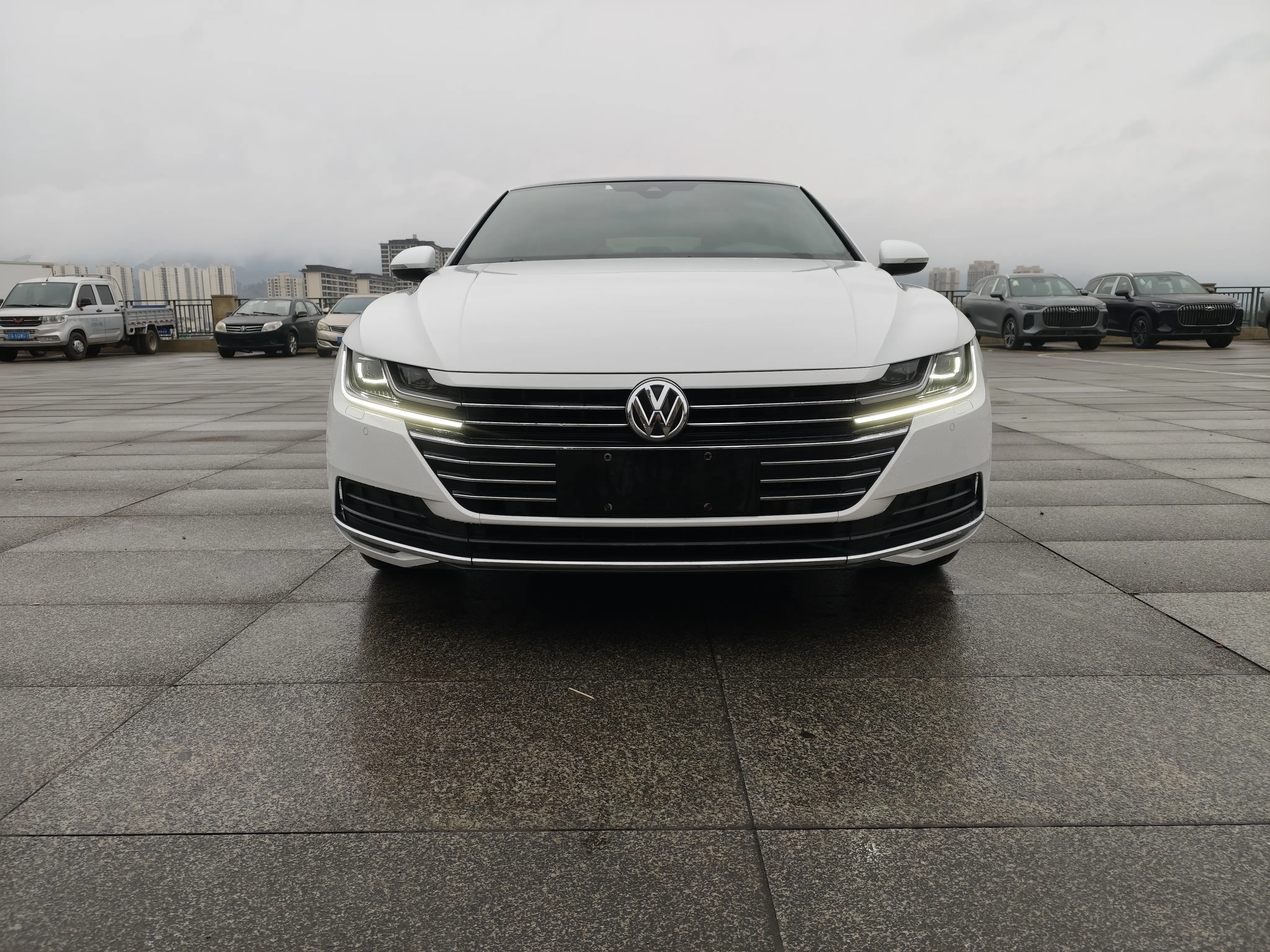 Volkswagen Arteon (CC)  из Китая