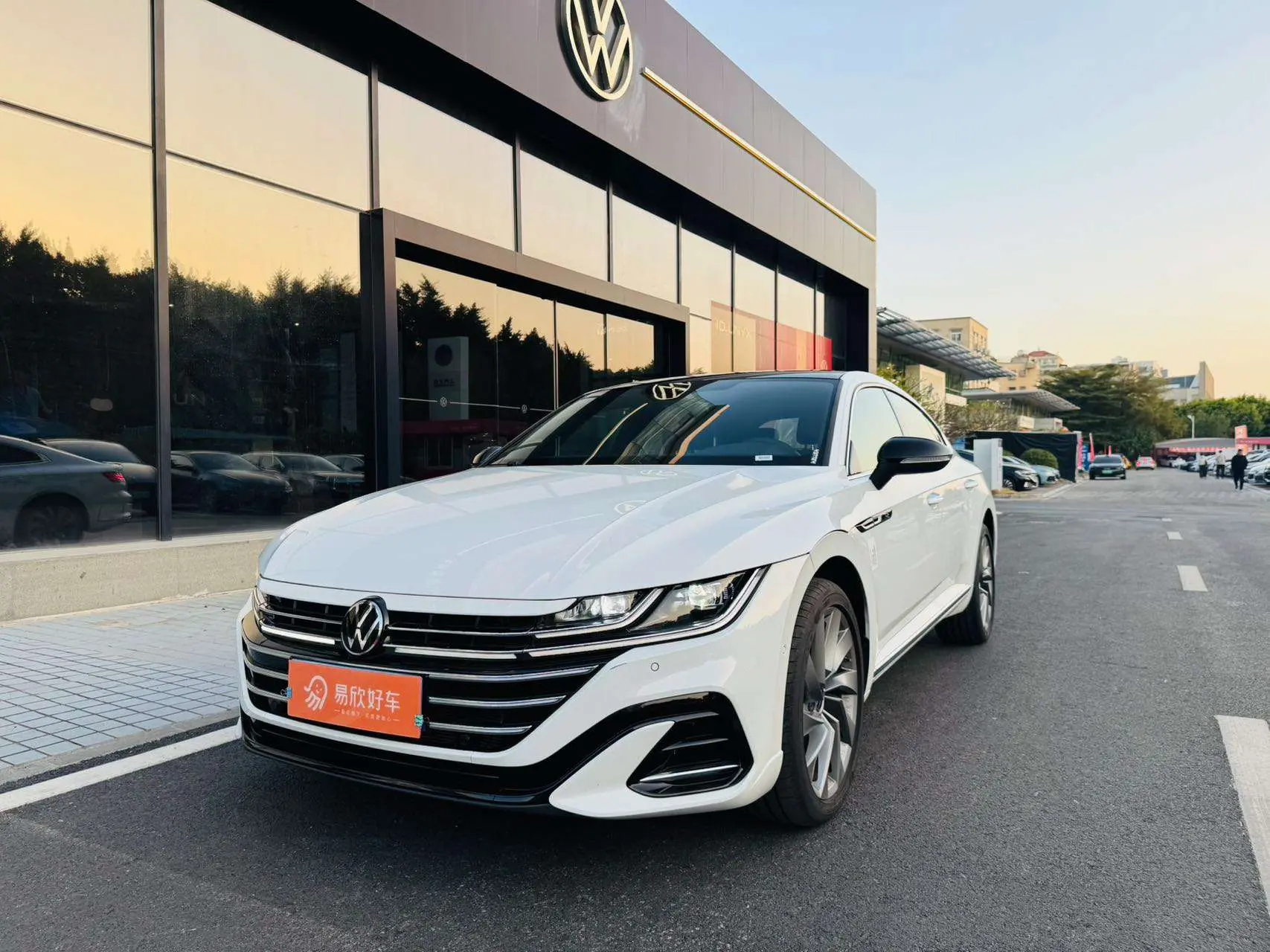Volkswagen Arteon (CC)  из Китая