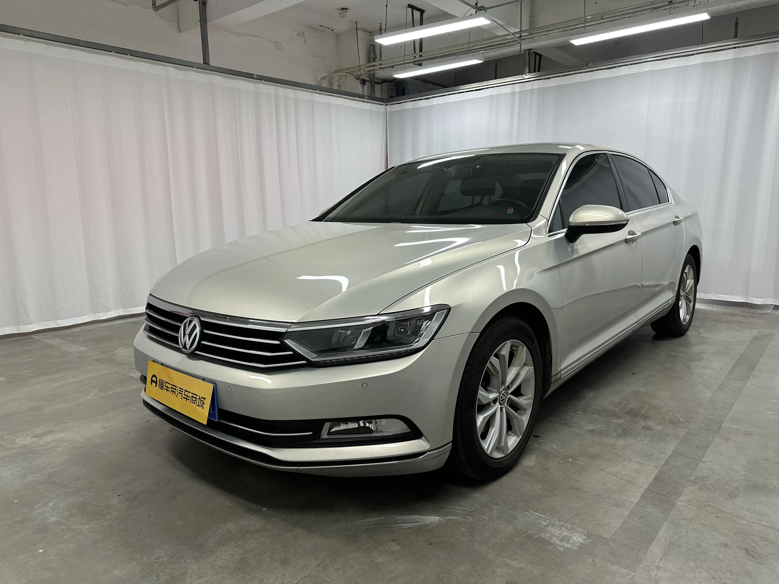 Volkswagen Magotan  из Китая