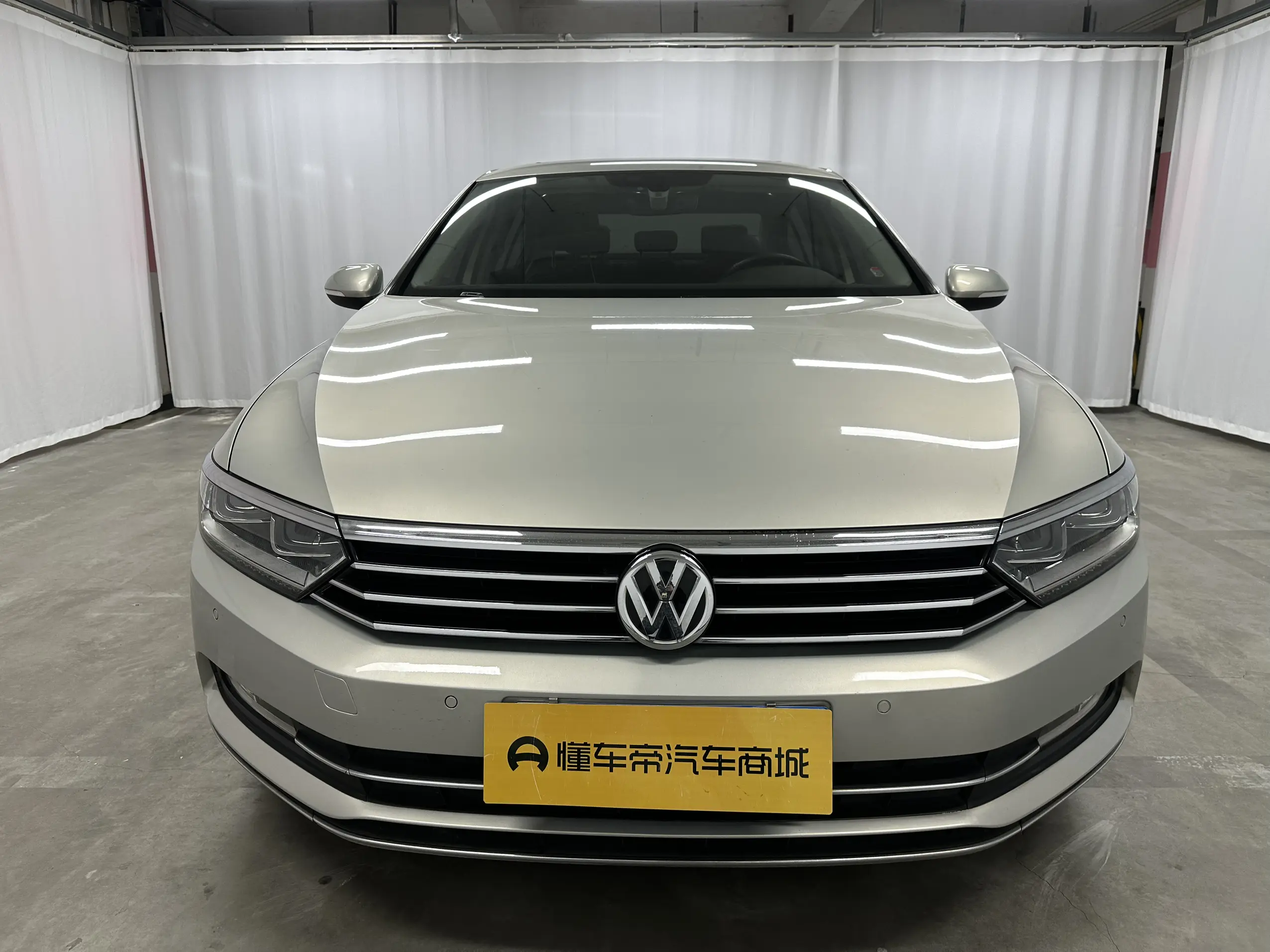 Volkswagen Magotan  из Китая