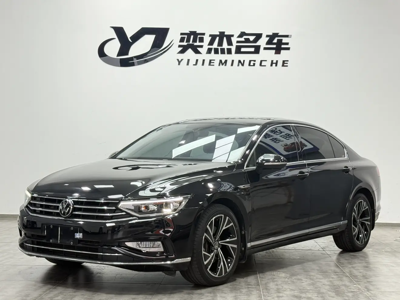 Volkswagen Magotan  из Китая