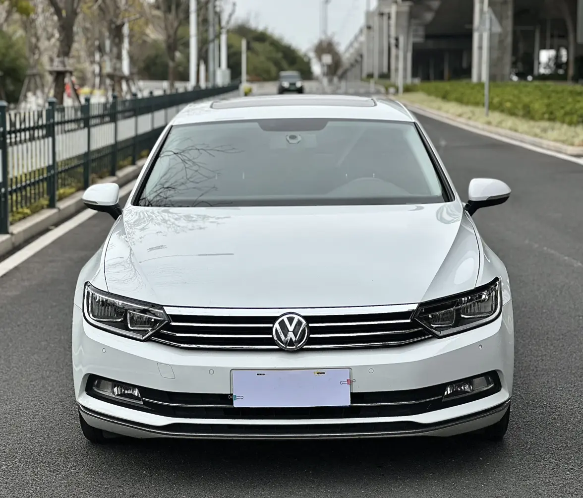 Volkswagen Magotan  из Китая