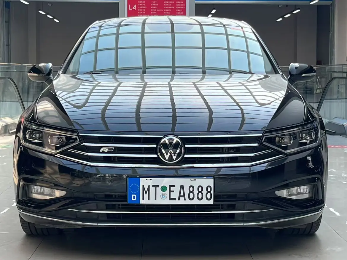 Volkswagen Magotan  из Китая