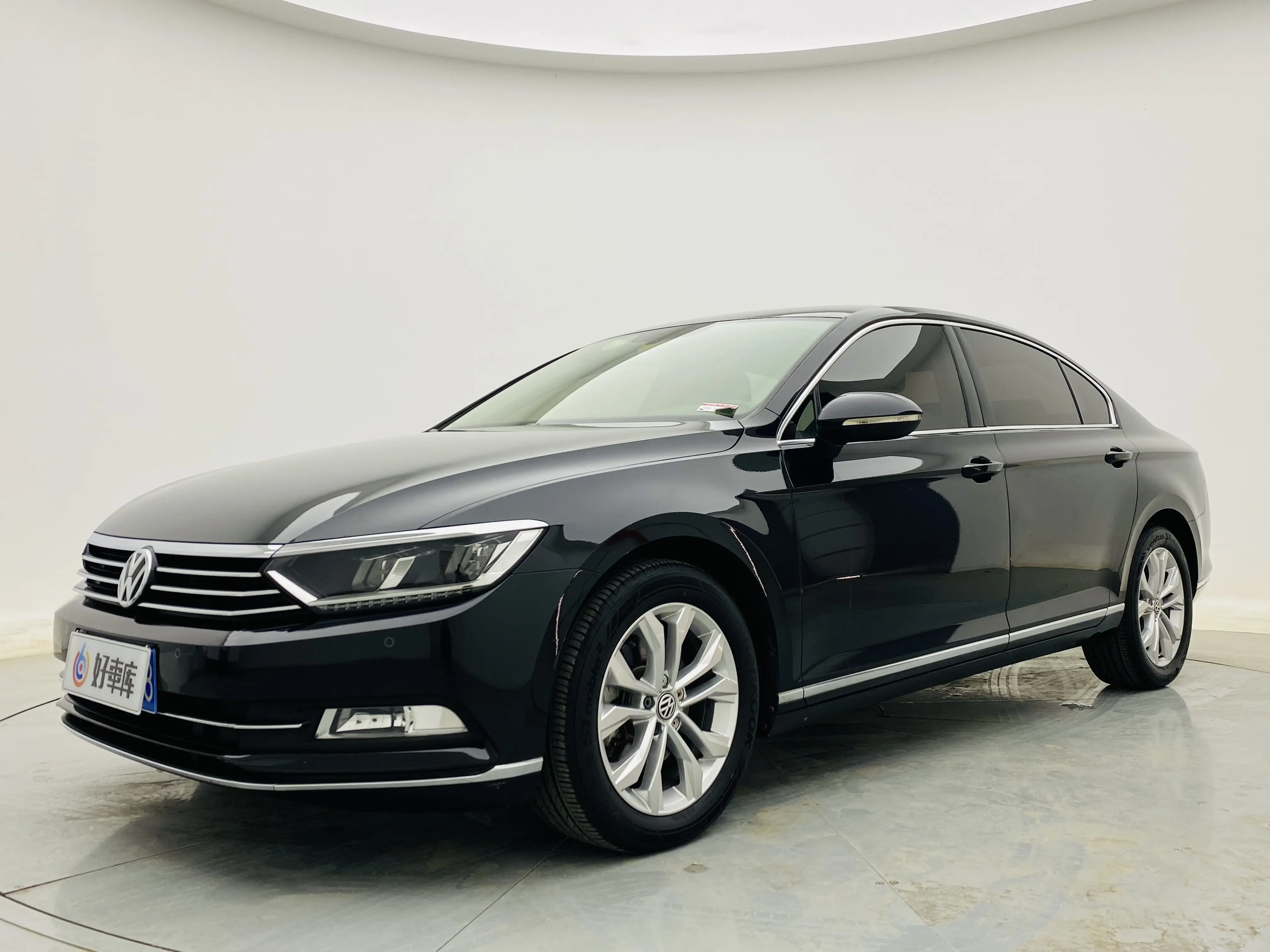 Volkswagen Magotan  из Китая