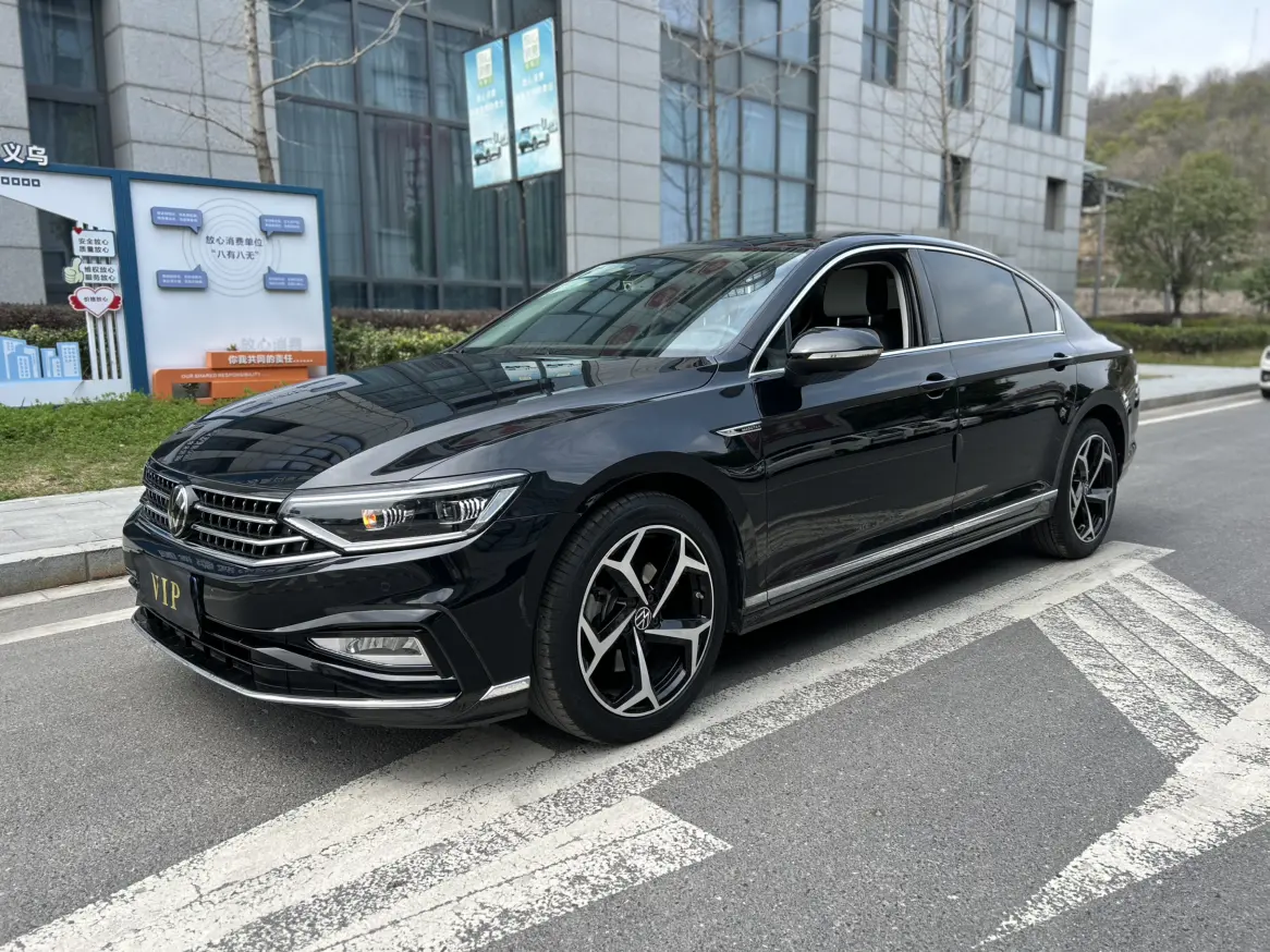 Volkswagen Magotan  из Китая