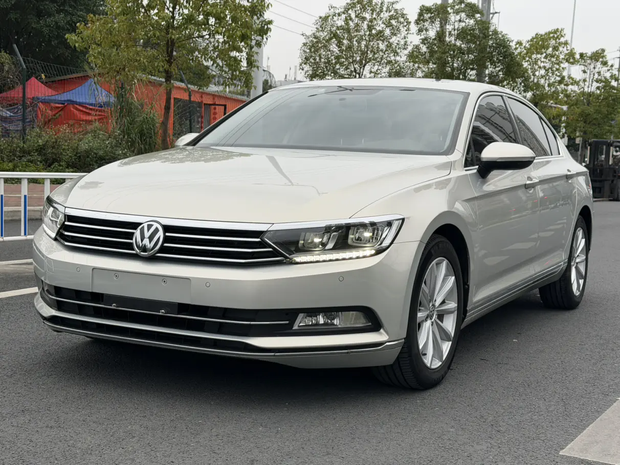 Volkswagen Magotan  из Китая