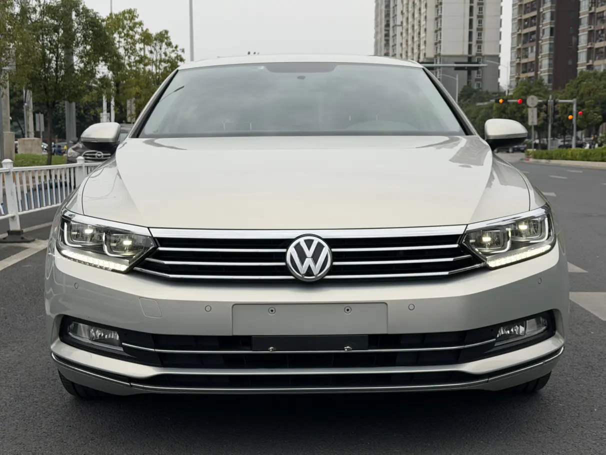 Volkswagen Magotan  из Китая