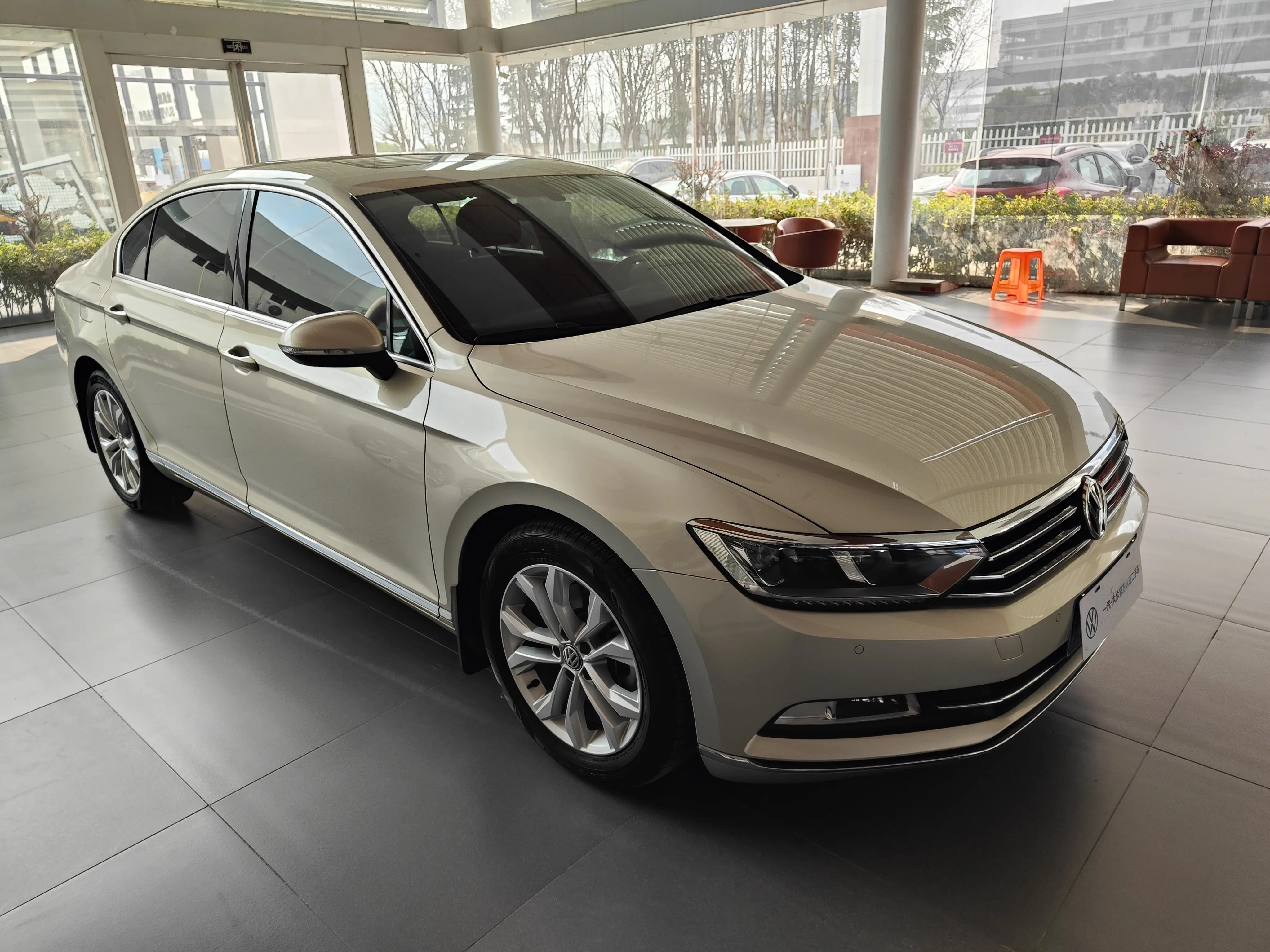 Volkswagen Magotan  из Китая