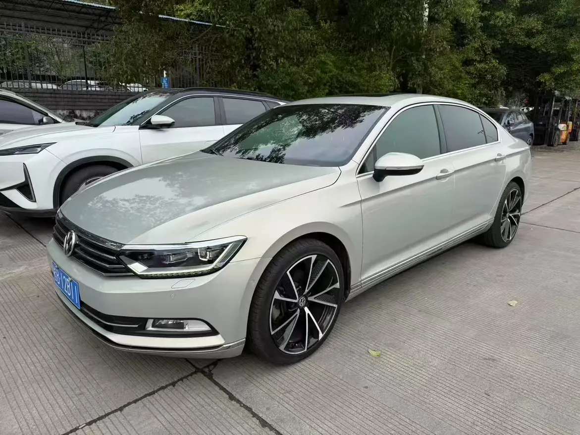 Volkswagen Magotan  из Китая