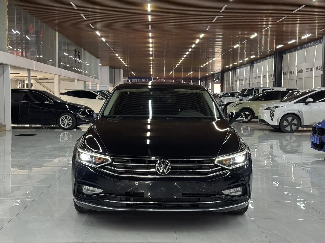 Volkswagen Magotan  из Китая