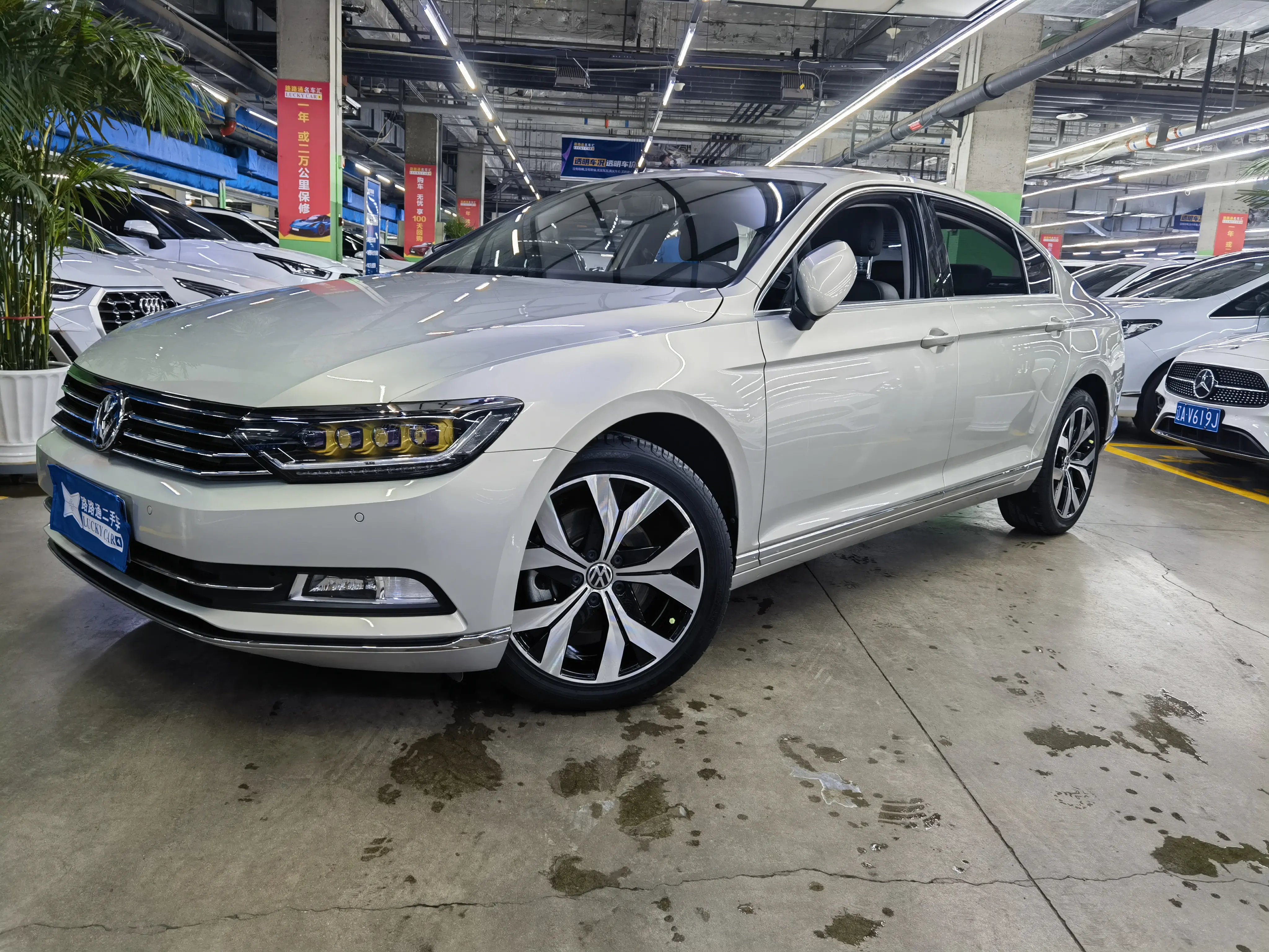 Volkswagen Magotan  из Китая