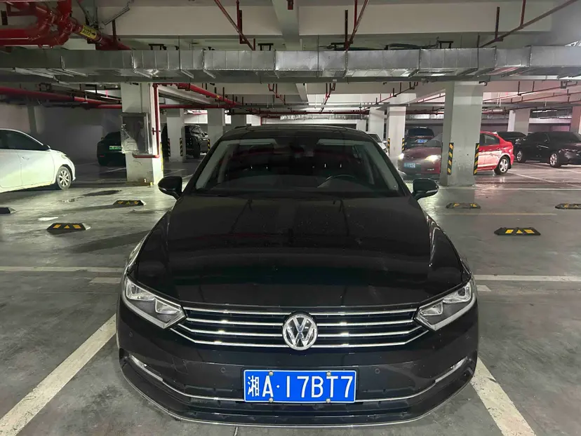 Volkswagen Magotan  из Китая