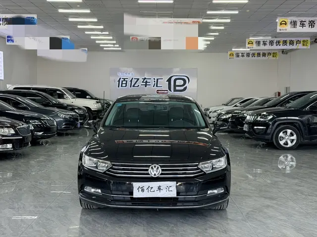 Volkswagen Magotan  из Китая