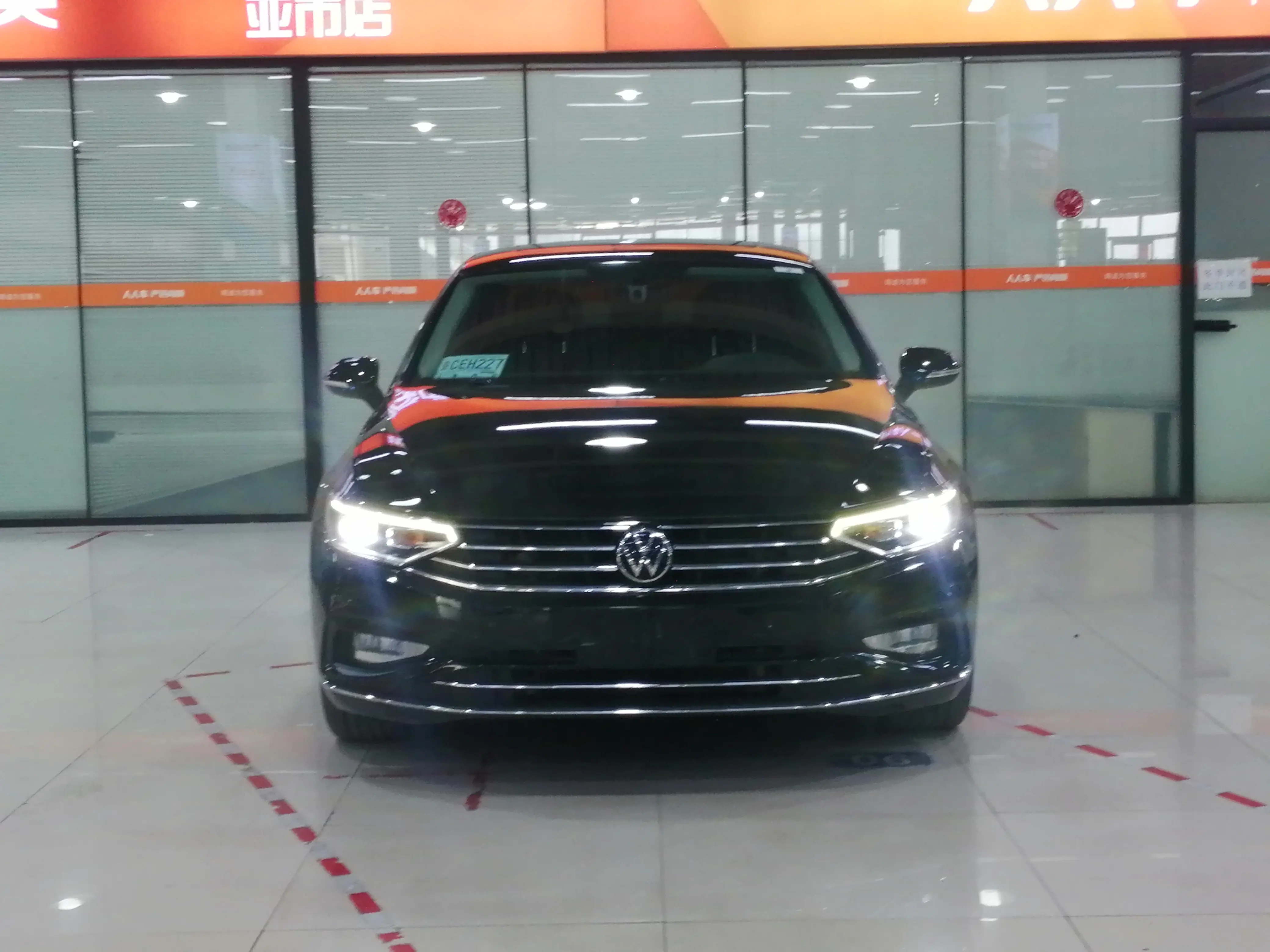 Volkswagen Magotan  из Китая