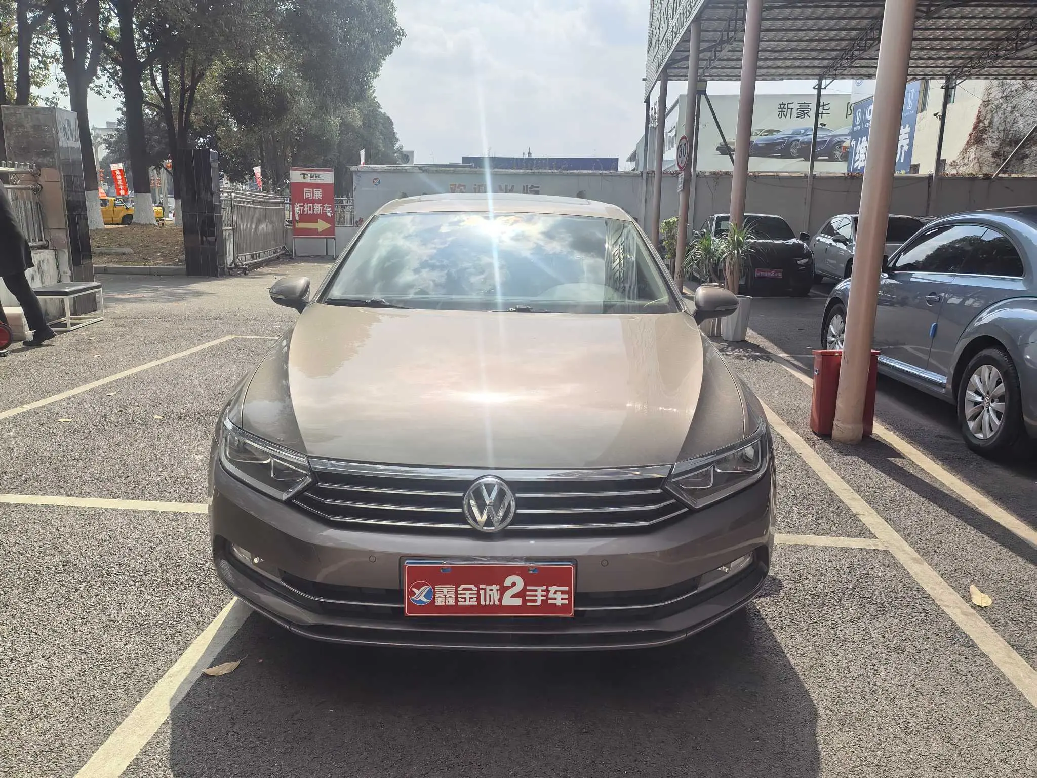 Volkswagen Magotan  из Китая