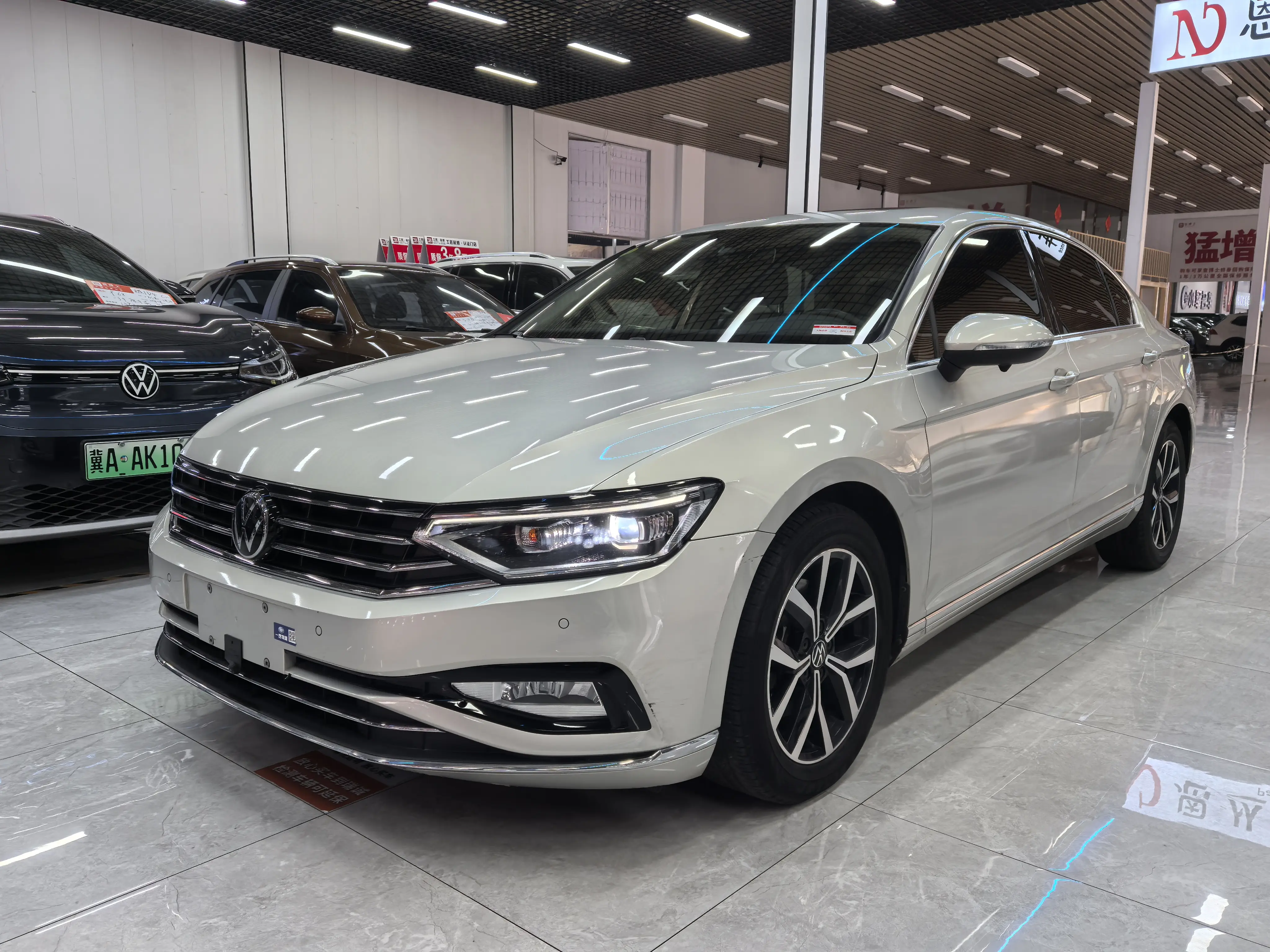 Volkswagen Magotan  из Китая