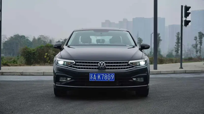 Volkswagen Magotan  из Китая