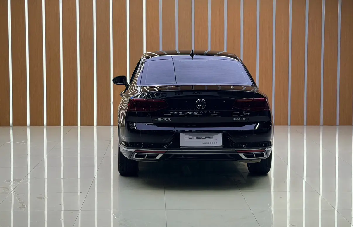 Volkswagen Magotan  из Китая