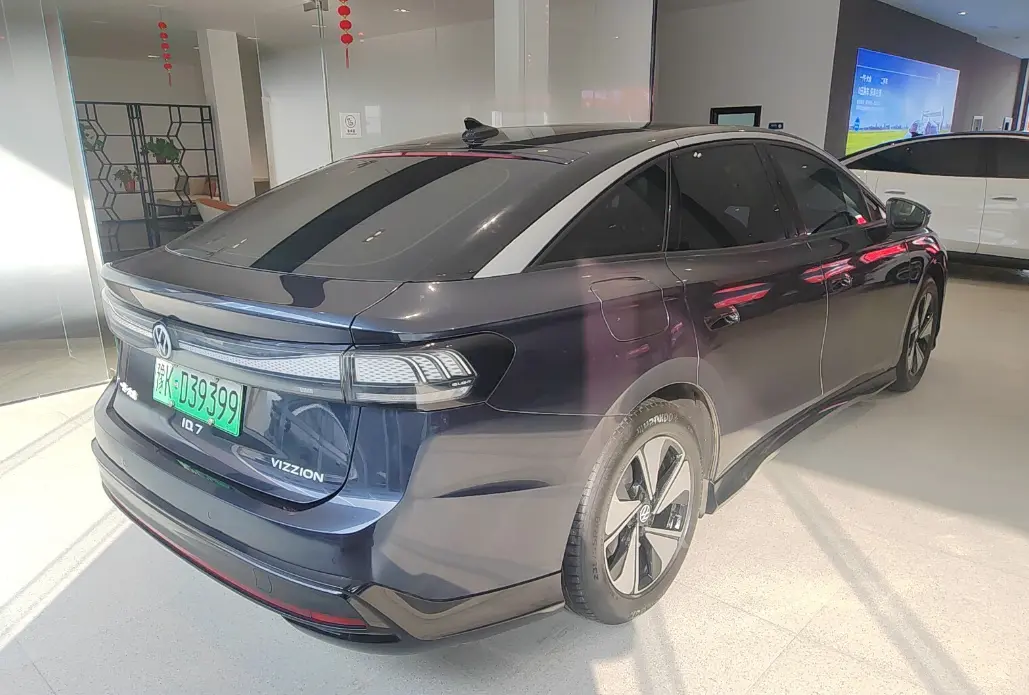 Volkswagen ID.7 VIZZION  из Китая