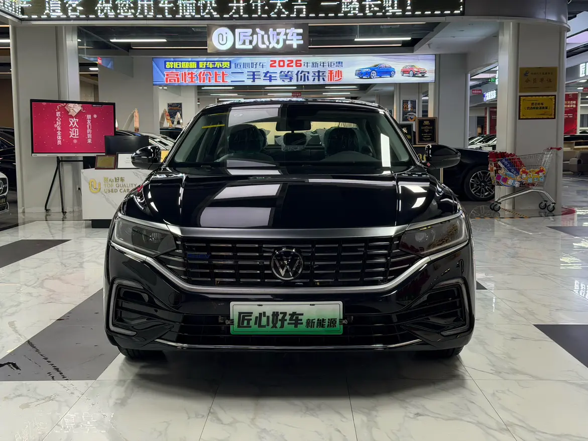 Volkswagen Passat PHEV  из Китая