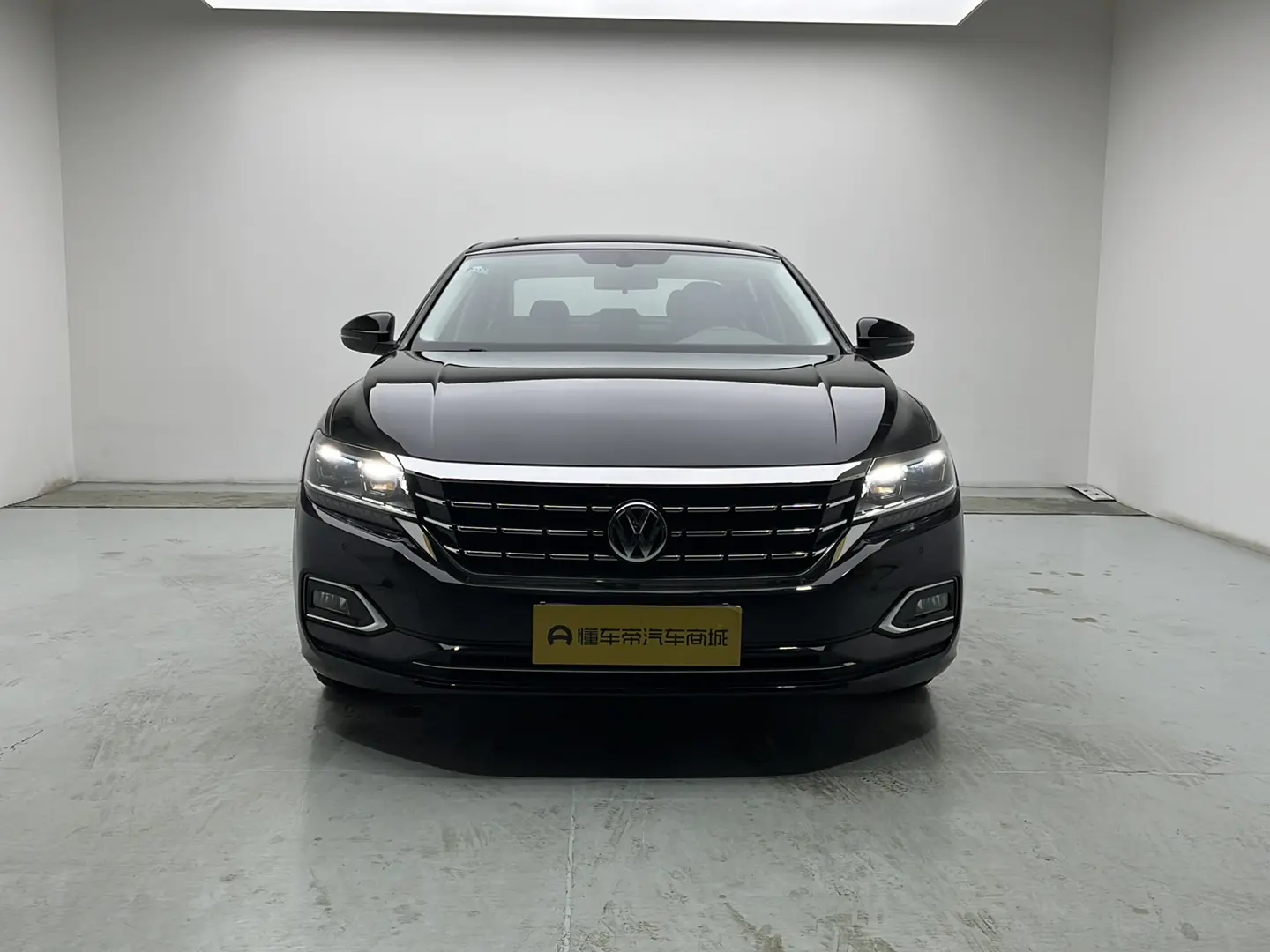 Volkswagen Passat  из Китая